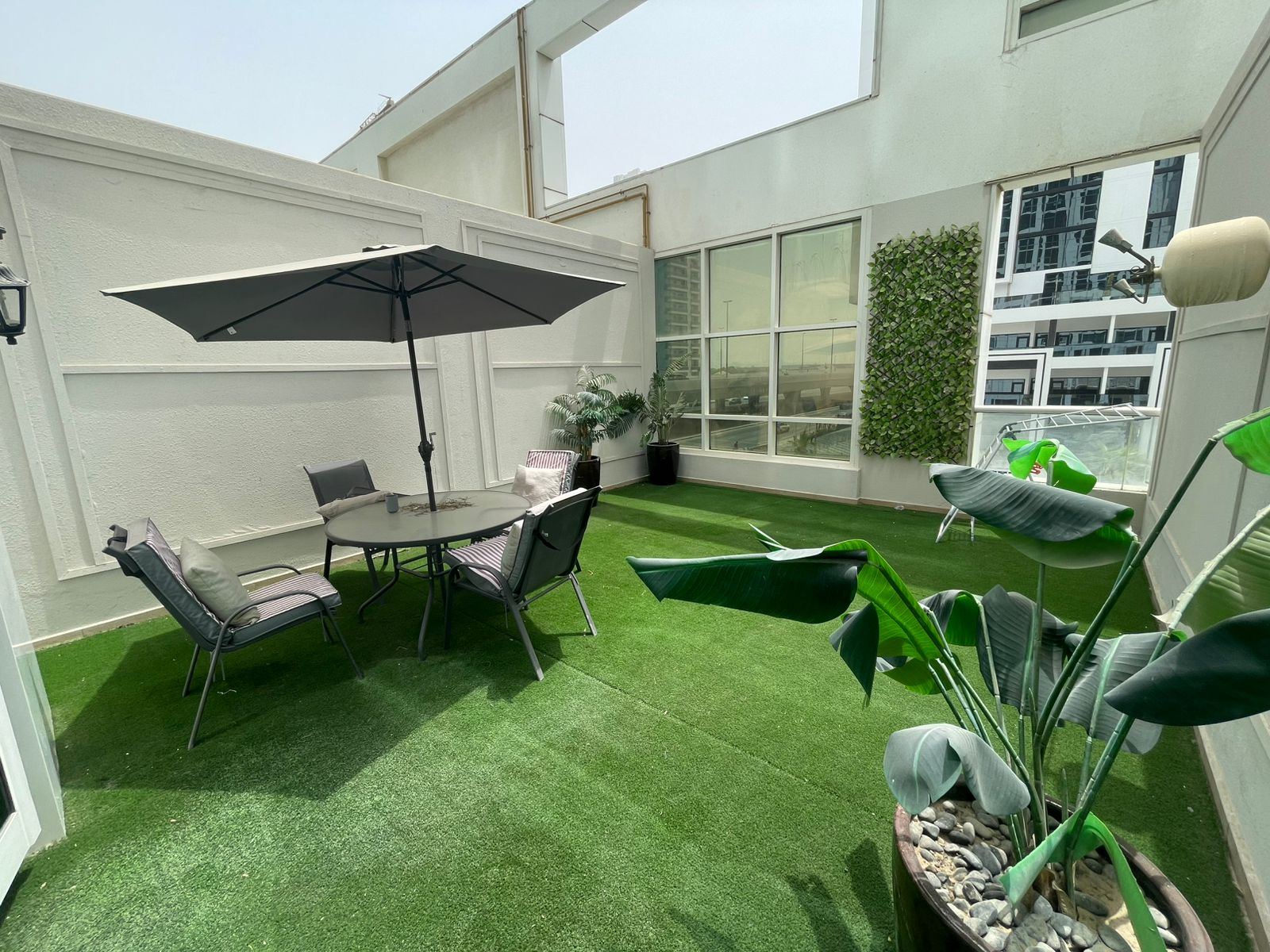 Premium Apartment for Sale | Park Central Business Bay, Dubai 4
