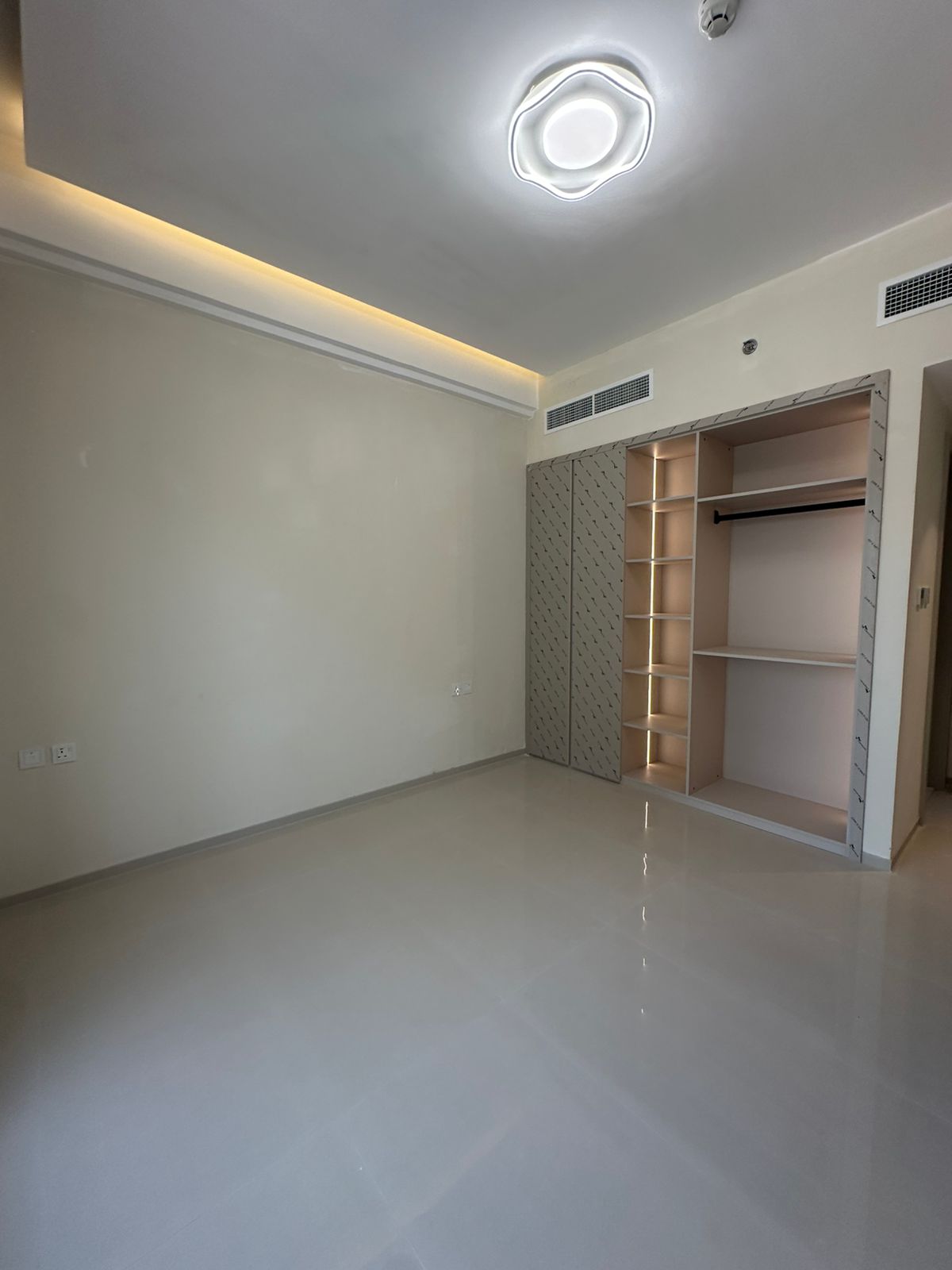 BRAND NEW 2 BEDROOM SMART HOME APARTMENT FOR SALE || FULLY FURNISHED | READY TO MOVE IN 3