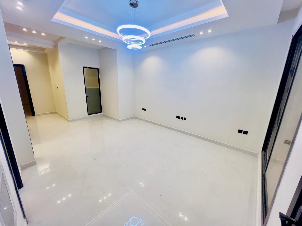 🔥 Upgrade Your Lifestyle – Own Your Dream Townhouse in Ajman! 🏡 2