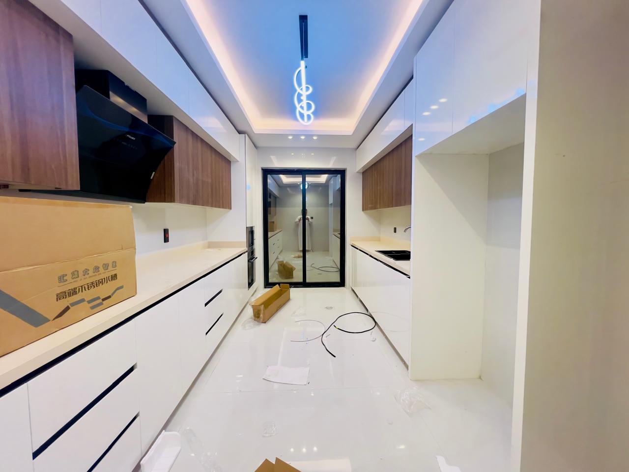 🔥 Upgrade Your Lifestyle – Own Your Dream Townhouse in Ajman! 🏡 5