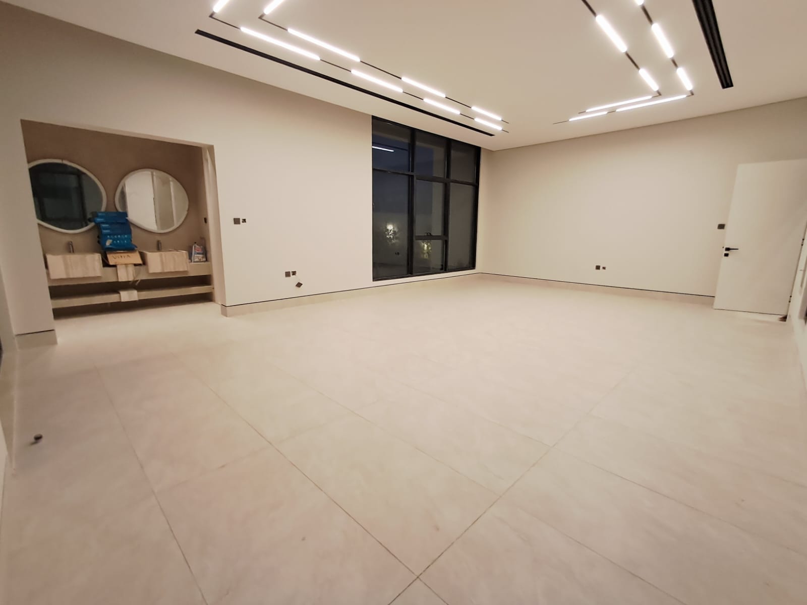 🏡 **Don't Miss This Opportunity – Your Dream Villa Awaits in Al Yasmeen!**  ✨ Elegant stone façade 📐 Spacious layout for maximum comfort and privacy 🏠 Modern design with premium finishes 📍 Prime location close to all essential services  **Luxury starts here. Book your viewing today before it's gone!** 3