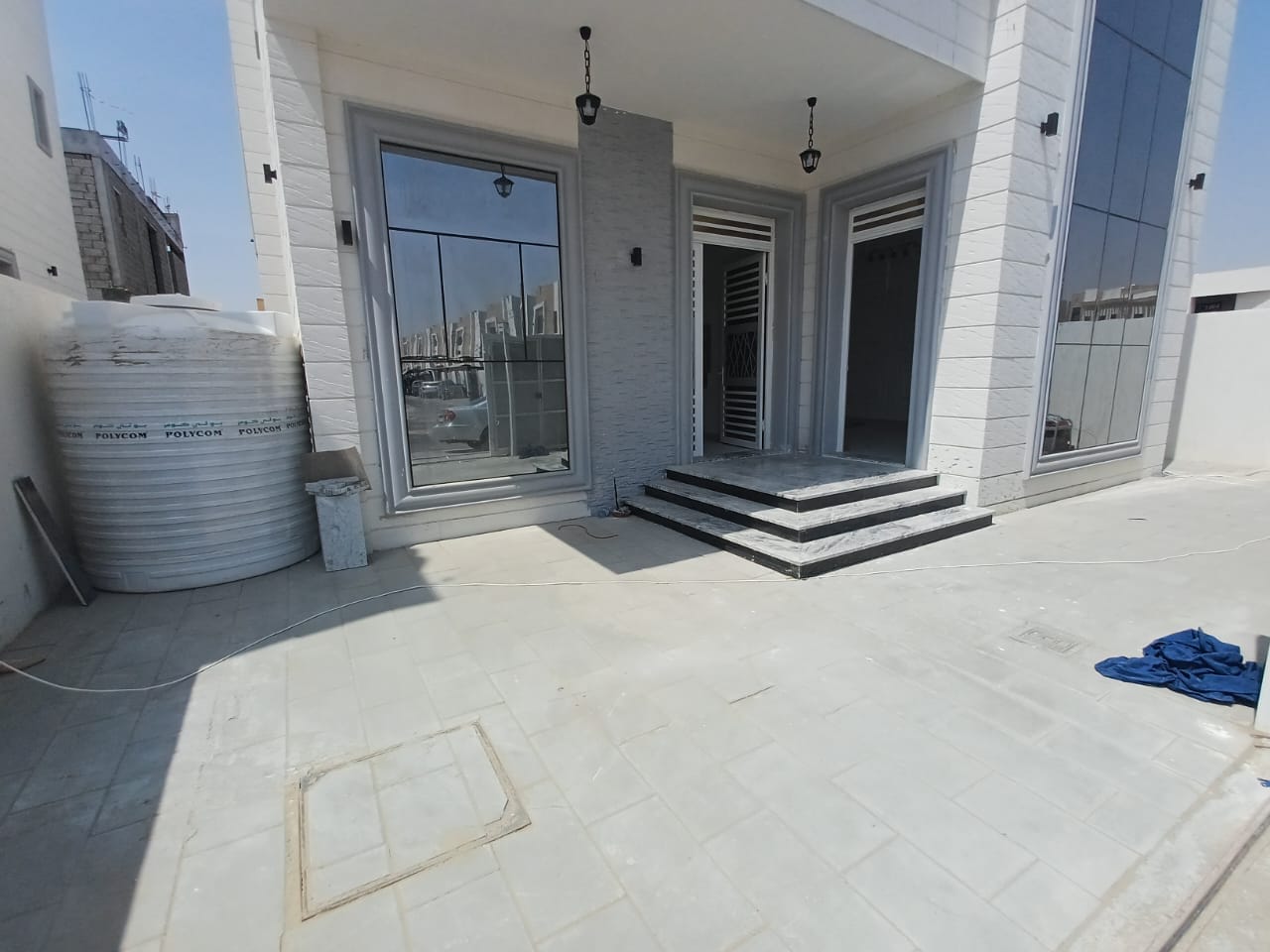 **Modern Villa for Sale in Al Zahia 🏡**  Contemporary design, prime location, and premium finishes. **Don’t miss the opportunity to own your dream villa!**
