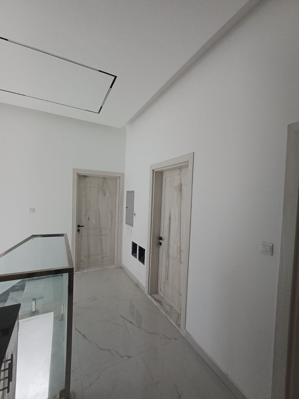 🏡 **فيلا مودرن للبيع في الزاهية**  تصميم عصري، موقع متميز وتشطيبات راقية ✨ **لا تفوّت فرصة امتلاك فيلا أحلامك!** 4