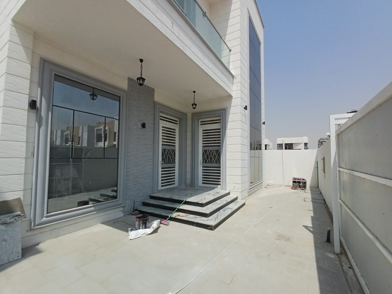 🏡 **فيلا مودرن للبيع في الزاهية**  تصميم عصري، موقع متميز وتشطيبات راقية ✨ **لا تفوّت فرصة امتلاك فيلا أحلامك!** 11