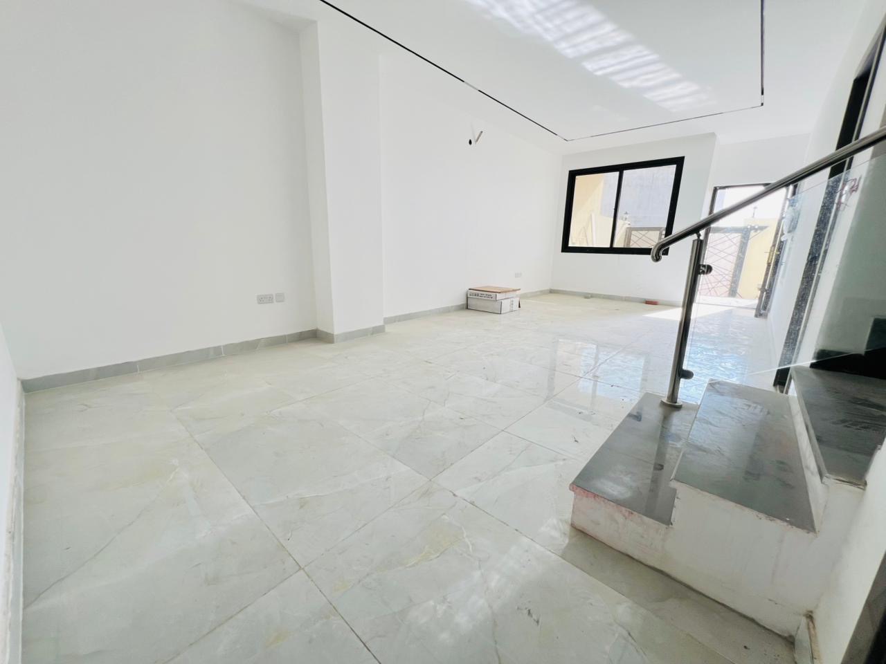 Townhouse for sale in Al-Haliyo 2 area, including registration and ownership fees. 4
