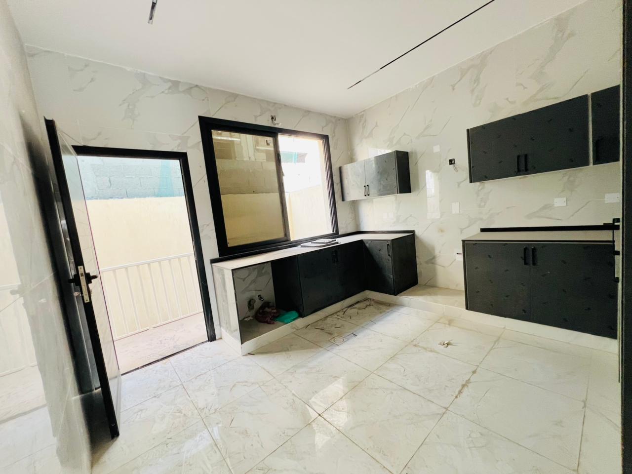 Townhouse for sale in Al-Haliyo 2 area, including registration and ownership fees. 8
