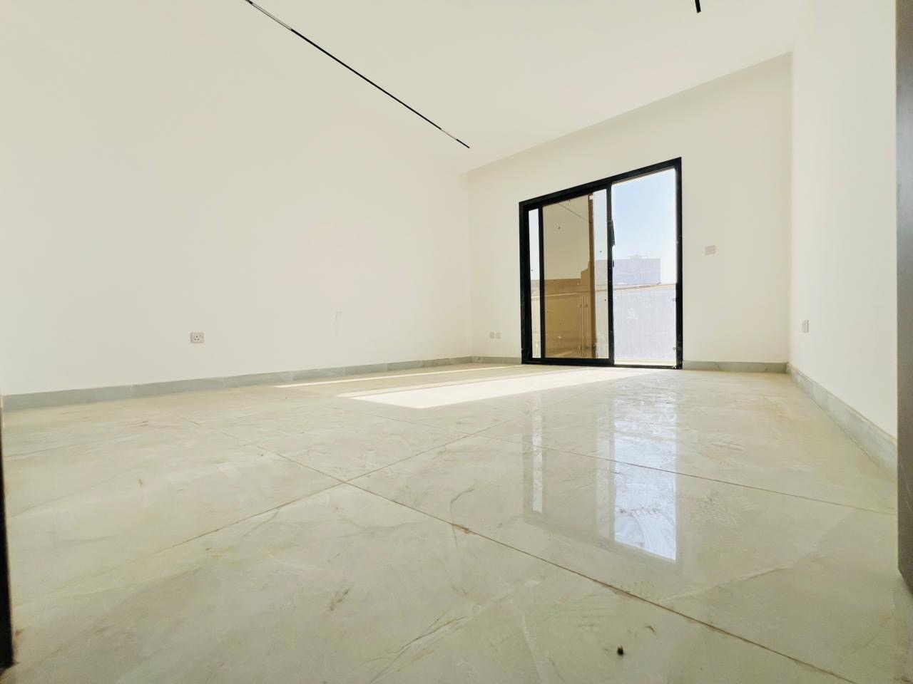 Townhouse for sale in Al-Haliyo 2 area, including registration and ownership fees. 9