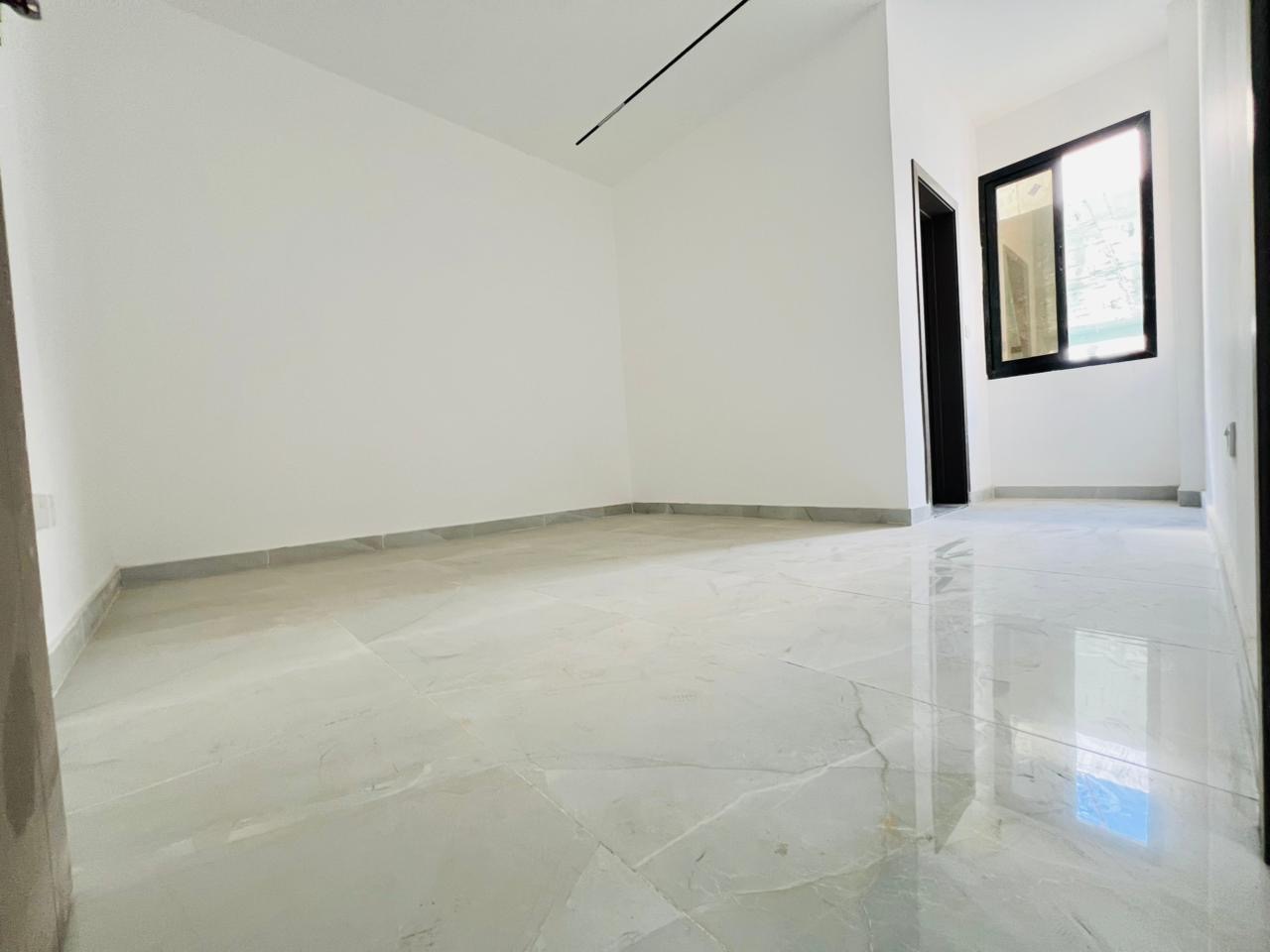 Townhouse for sale in Al-Haliyo 2 area, including registration and ownership fees. 12
