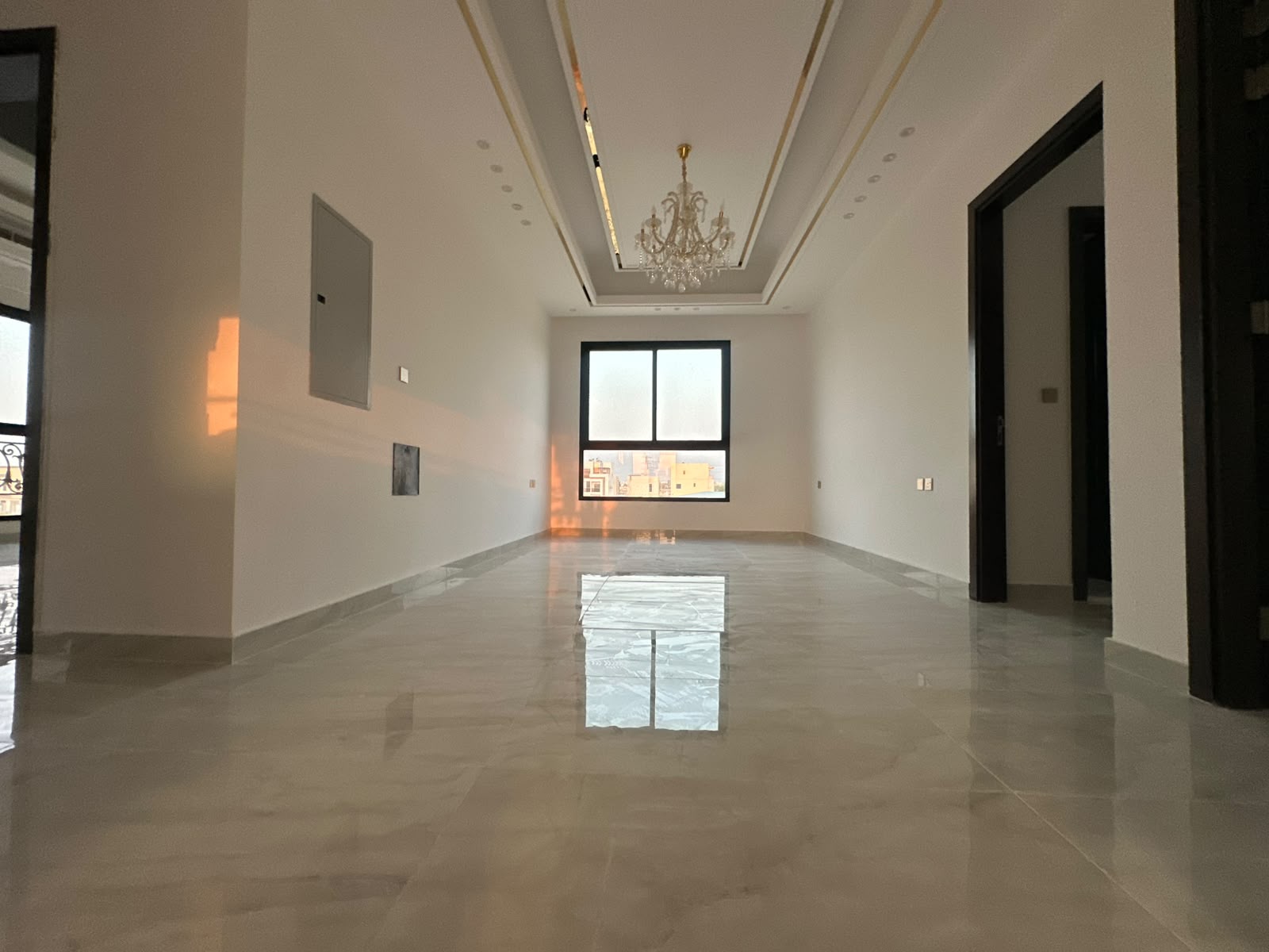 Classic-style villa for sale in Al Helio; registration fees included. 12