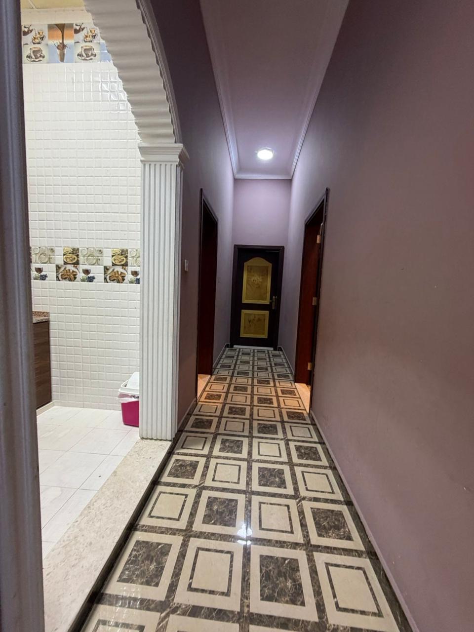 Villa for sale: exceptional price, prime location, and spacious area. 11