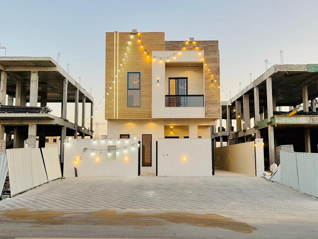 Classic villa for sale in Al-Haliyo area, registration fees included.
