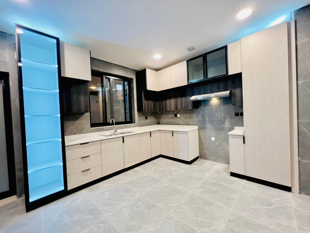 Classic villa for sale in Al-Haliyo area, registration fees included. 9