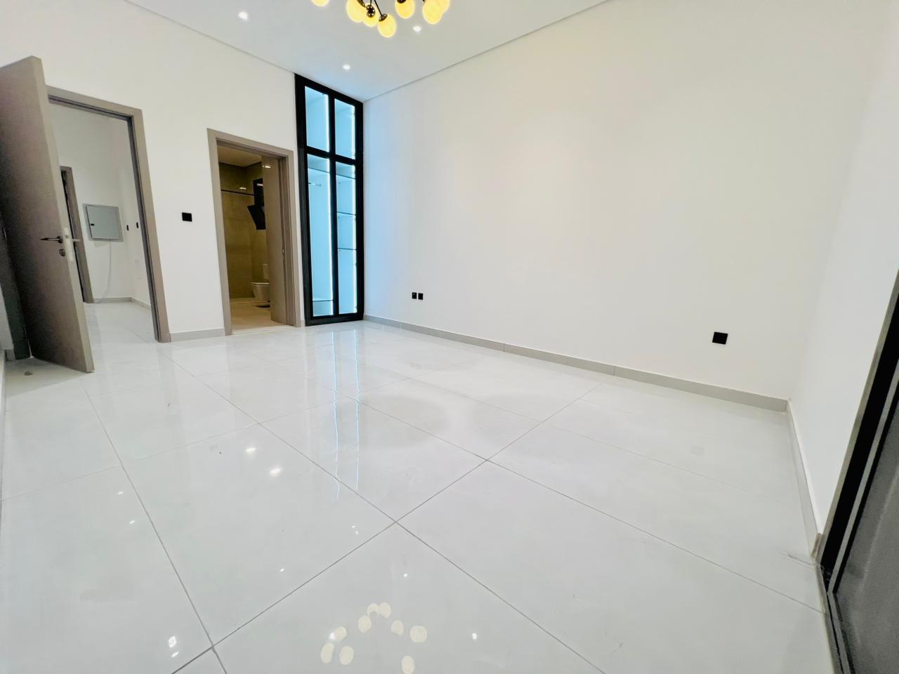 Classic villa for sale in Al-Haliyo area, registration fees included. 12