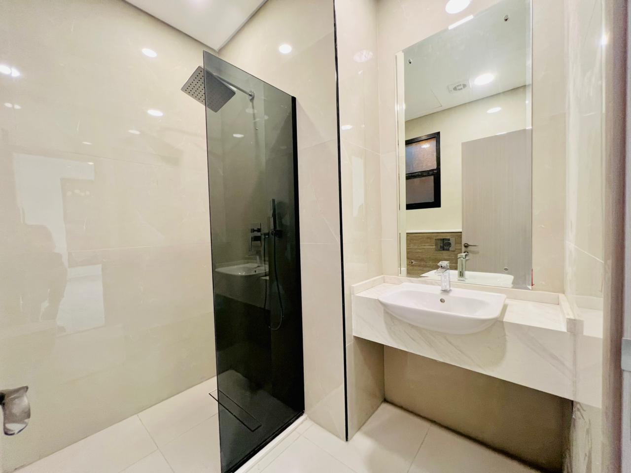 Classic villa for sale in Al-Haliyo area, registration fees included. 13