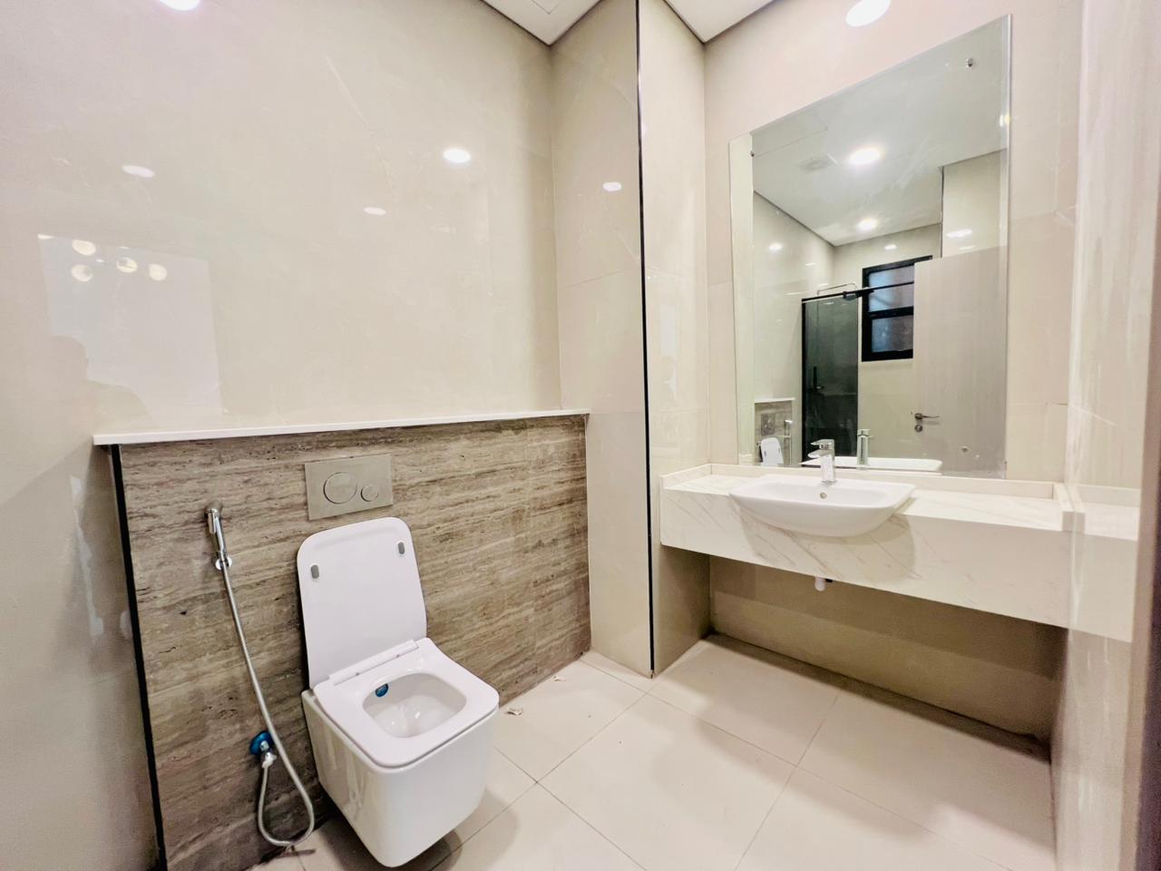 Classic villa for sale in Al-Haliyo area, registration fees included. 15