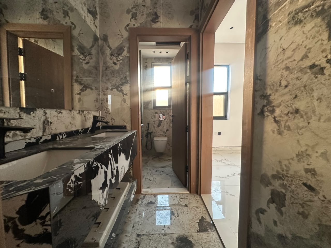Distinctive villa for sale in Al Helio 2; registration fees included. 6