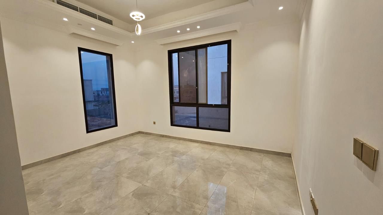 Modern villa for sale in Al Yasmin area, Ajman 8