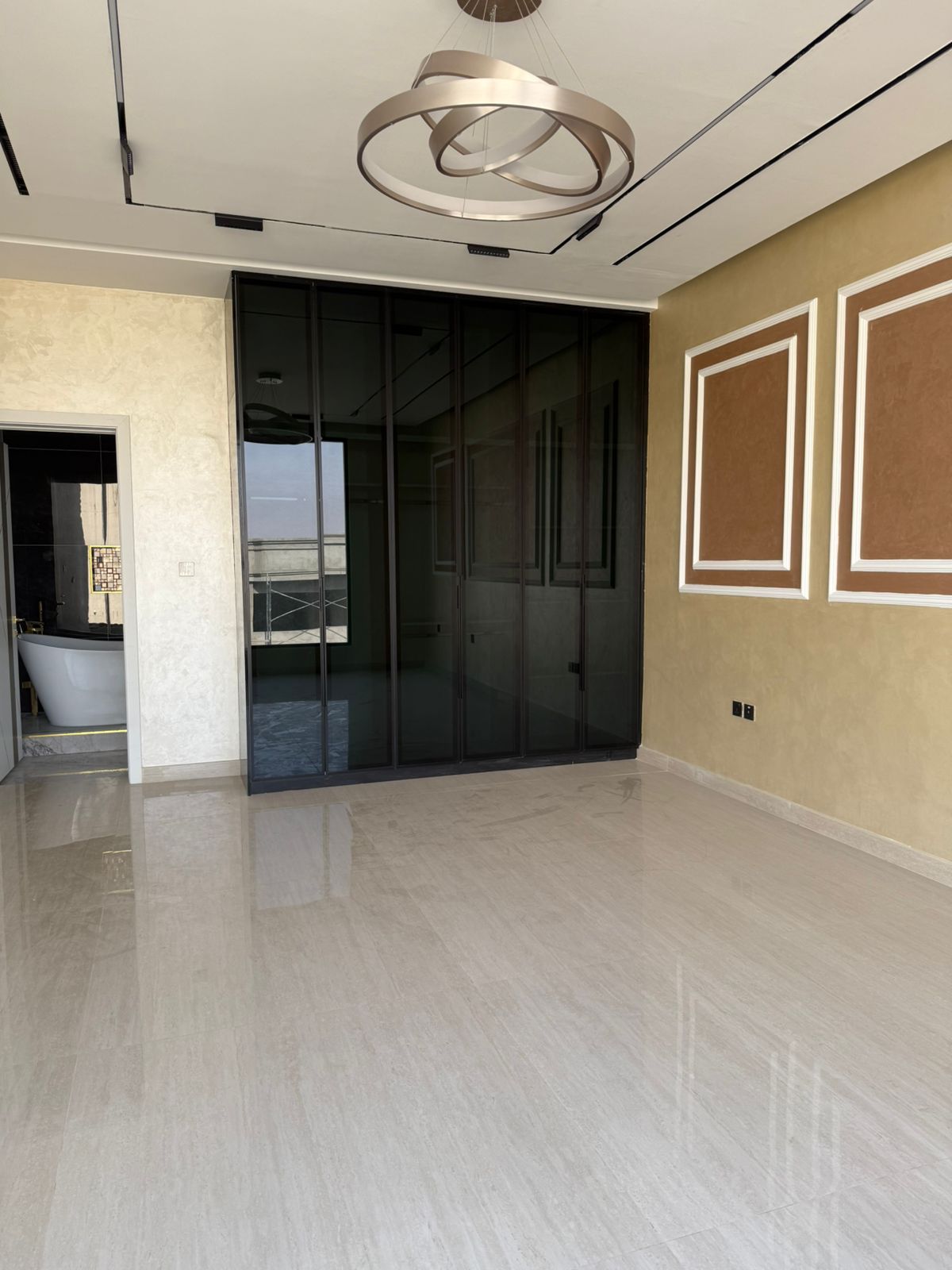 For sale: Luxurious modern villa, fully equipped with air conditioning, electricity, and AC units. 14