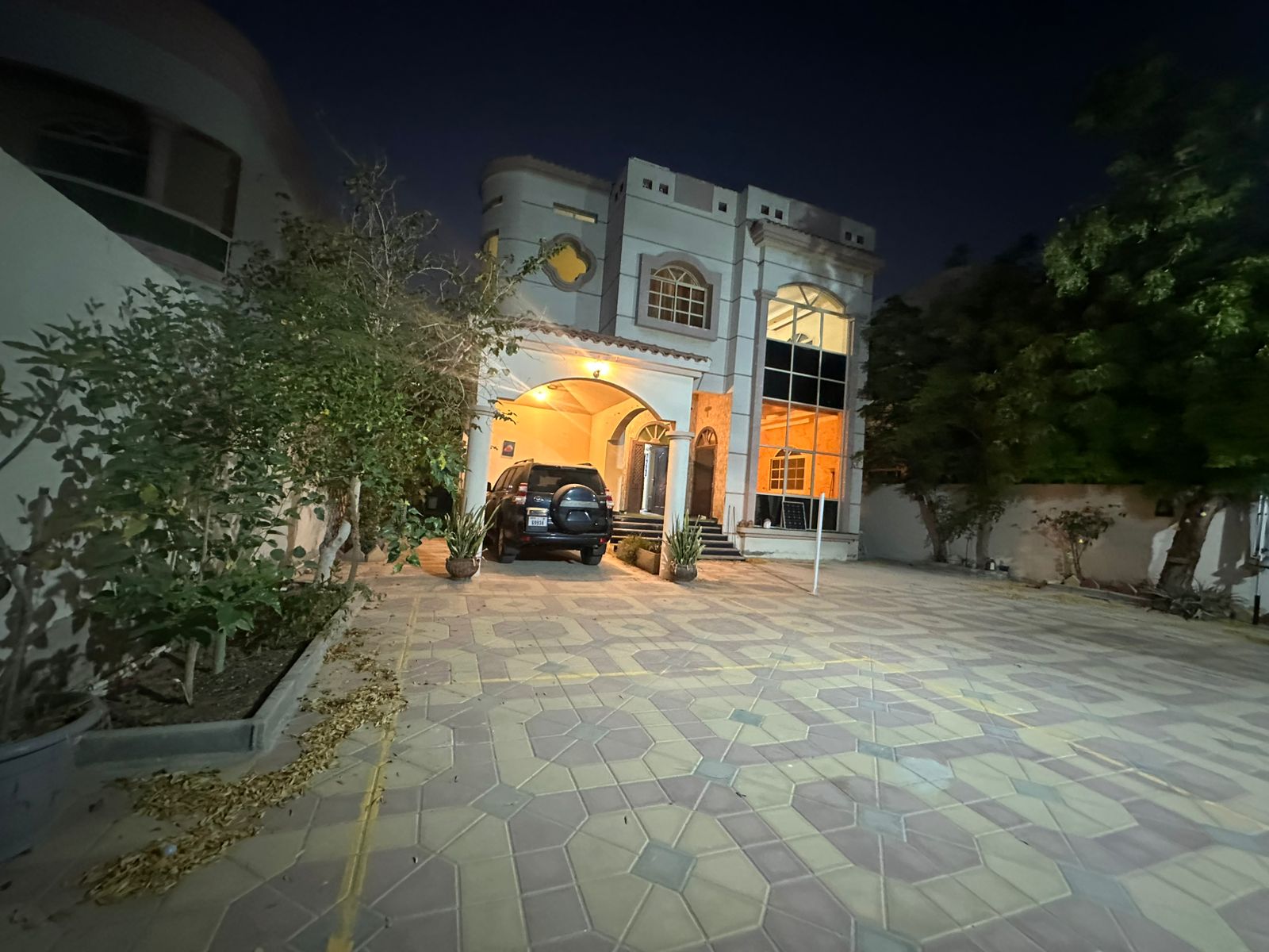 Villa for sale in Al Muwaihat area, large area
