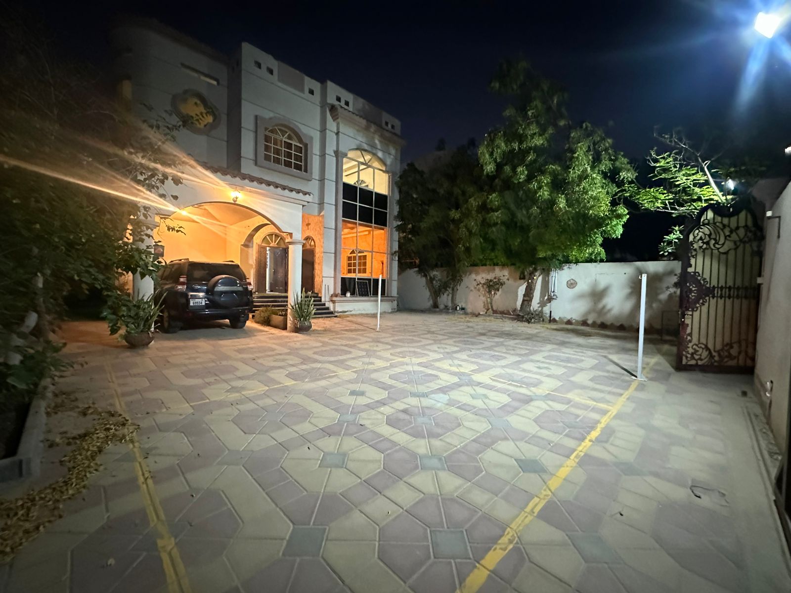 Villa for sale in Al Muwaihat area, large area 13