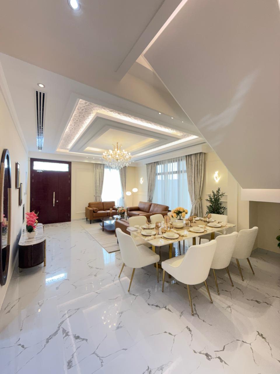 For sale: Classic villa in Al-Haliyo area, registration fees included, fully furnished