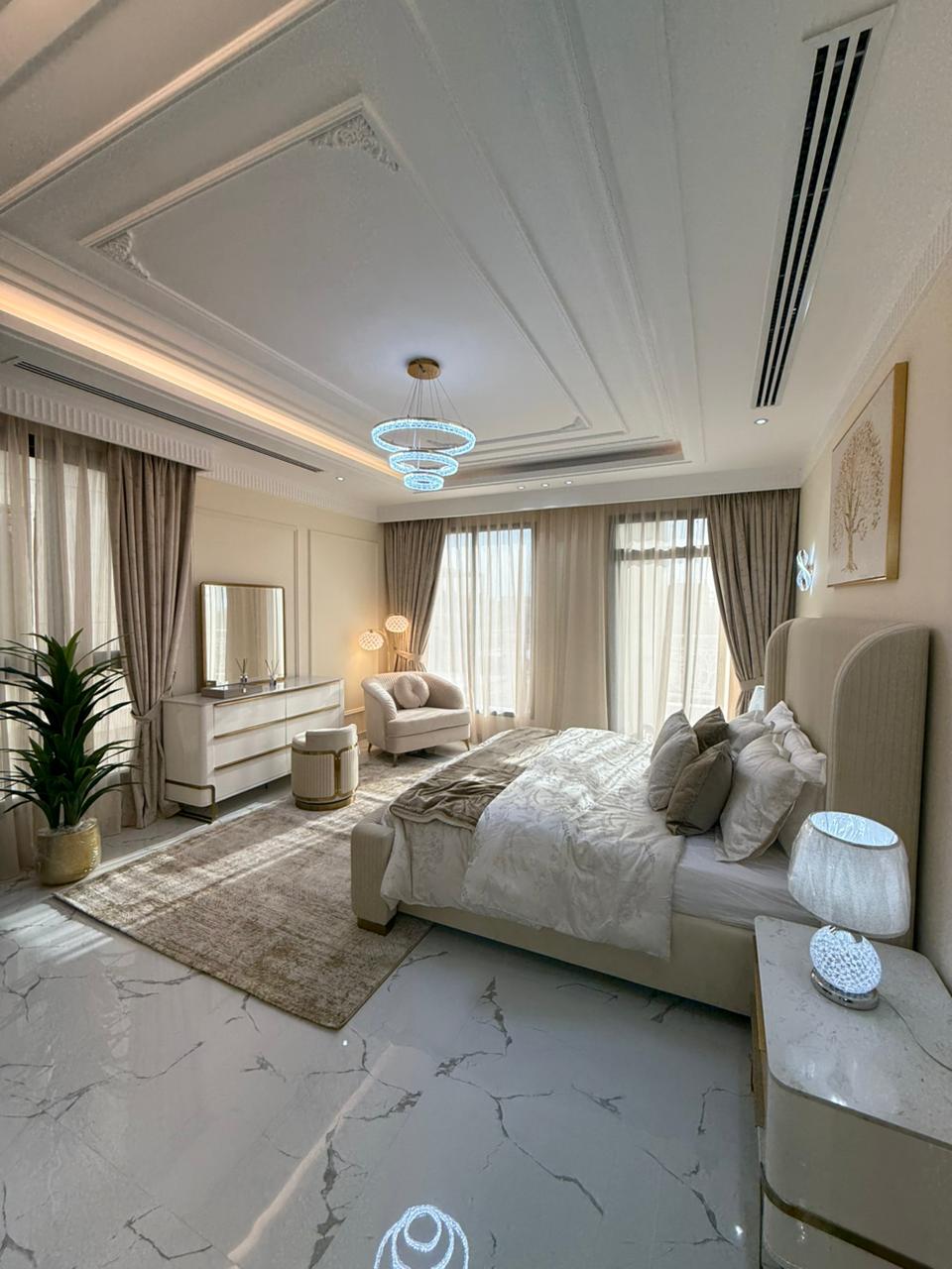 For sale: Classic villa in Al-Haliyo area, registration fees included, fully furnished 4