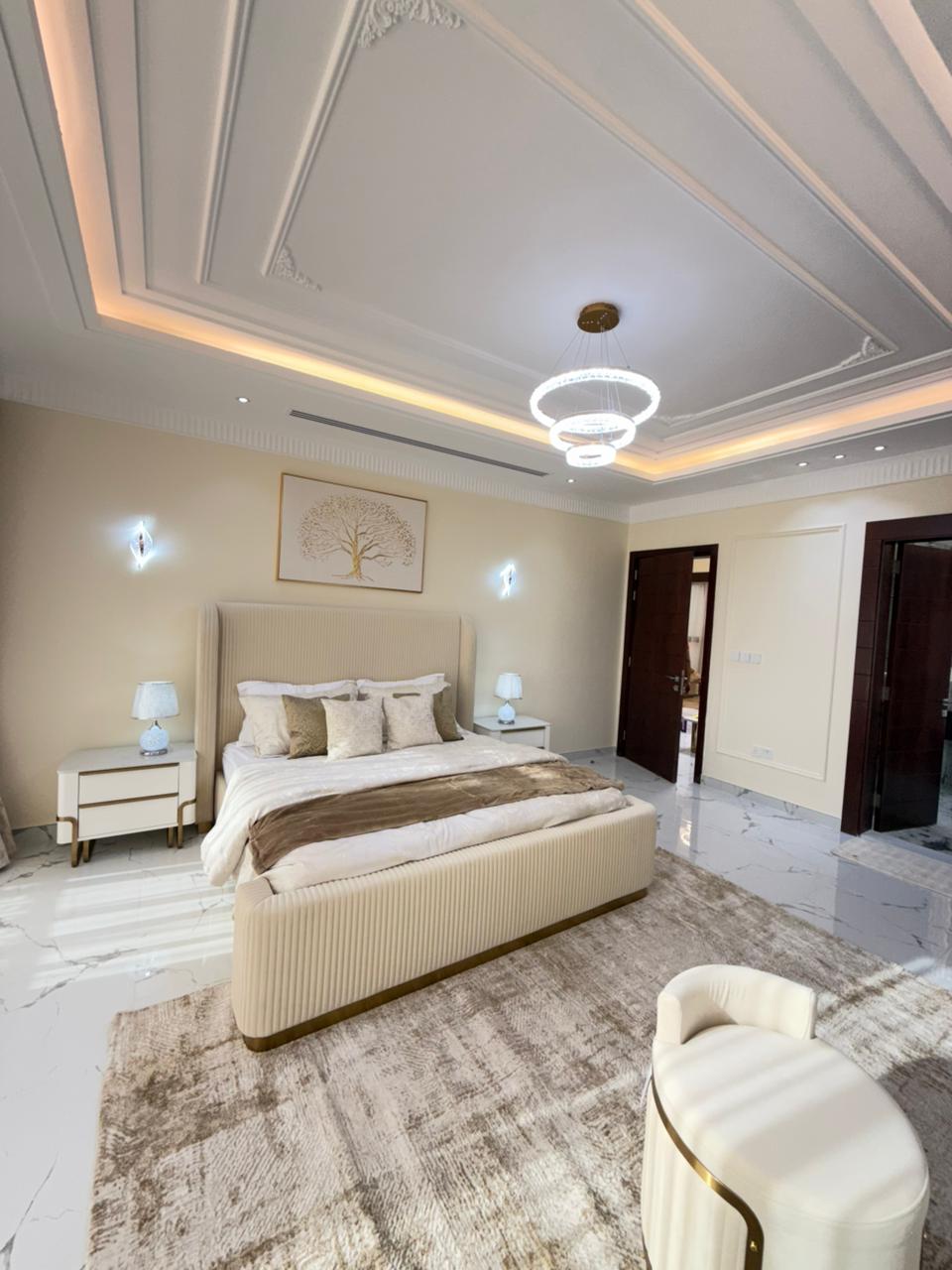 For sale: Classic villa in Al-Haliyo area, registration fees included, fully furnished 5