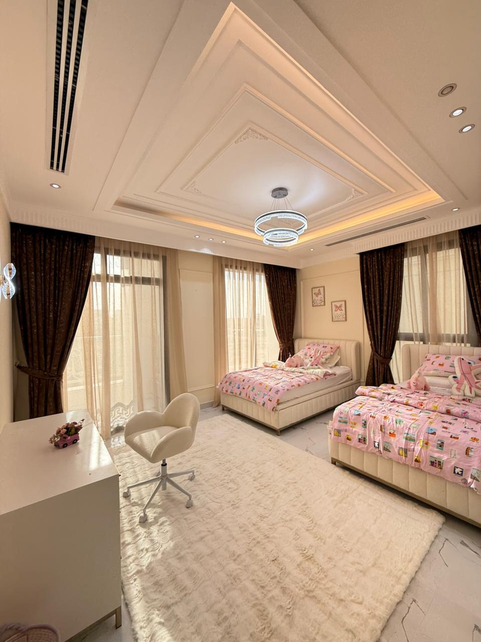 For sale: Classic villa in Al-Haliyo area, registration fees included, fully furnished 9