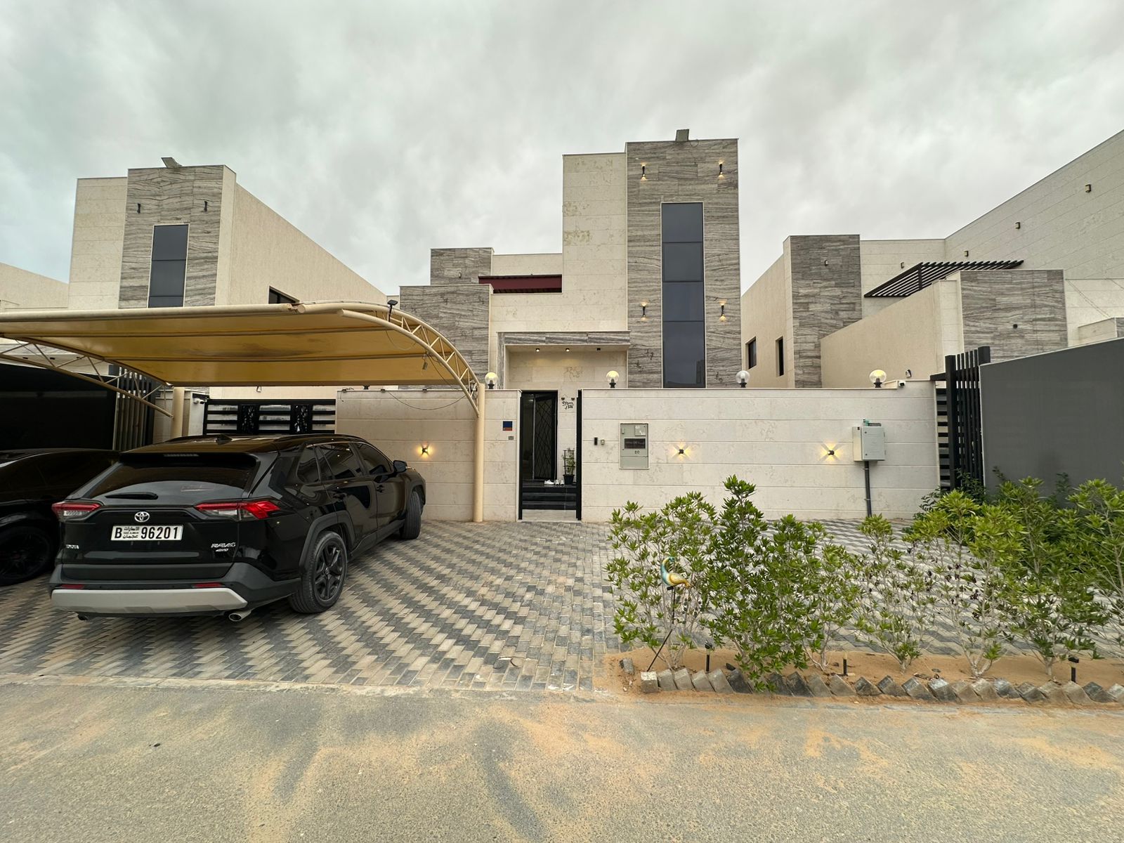 Villa for sale in Al-Haliyo area, all fees included