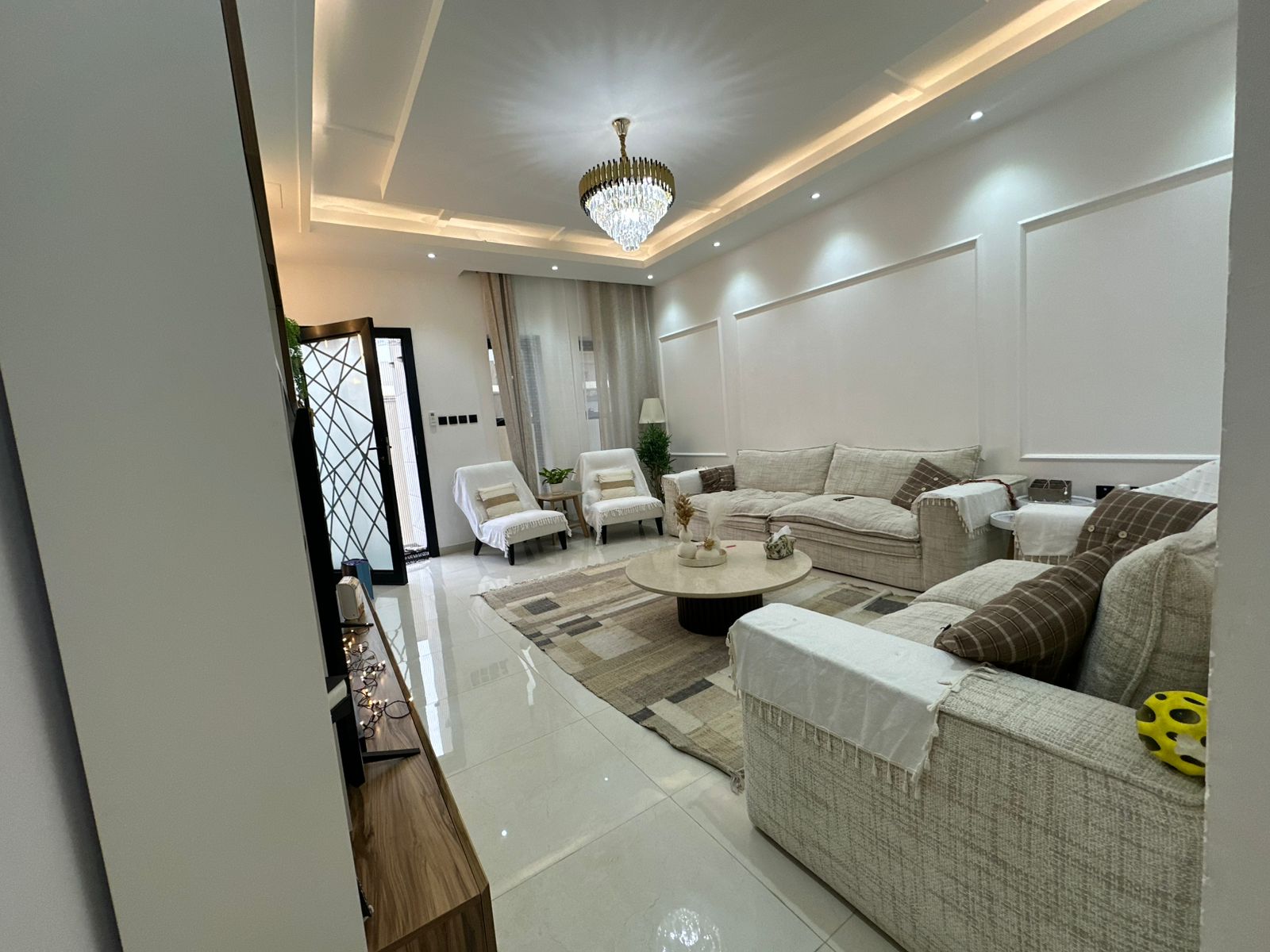 Villa for sale in Al-Haliyo area, all fees included 5