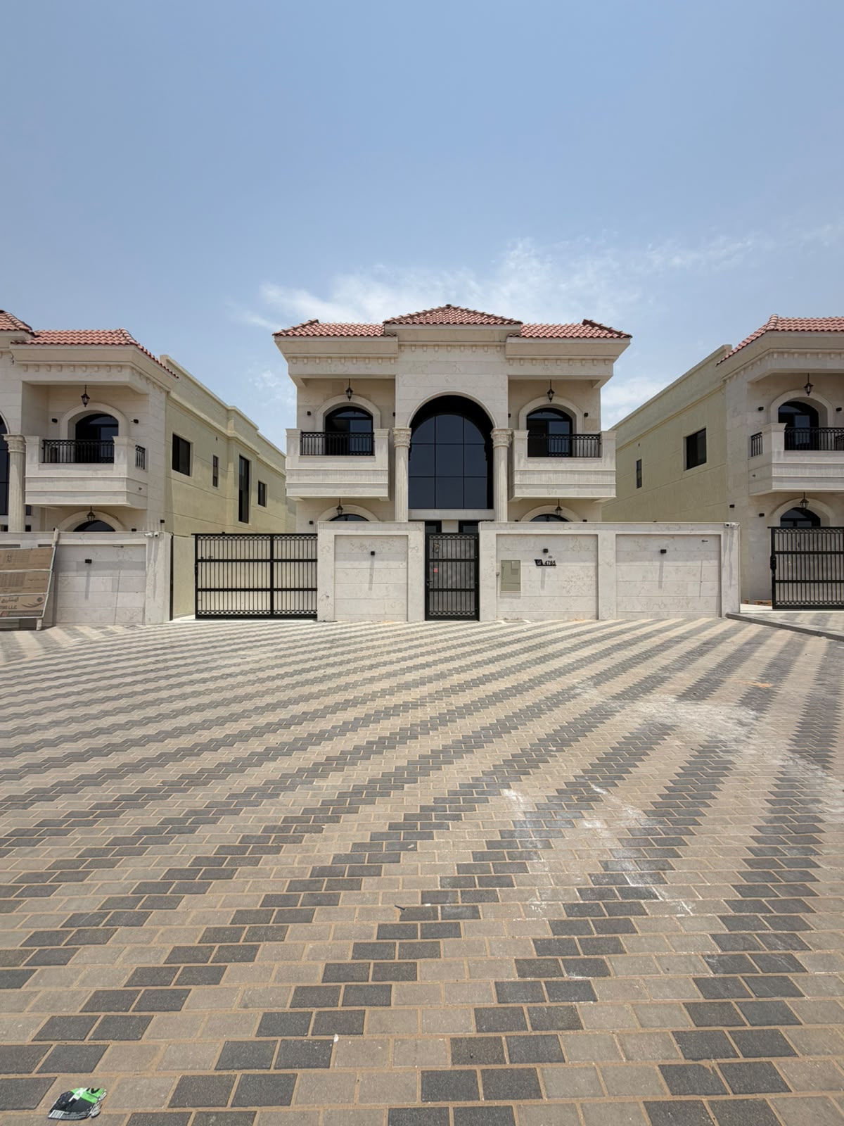 Classic villa for sale in Al-Haliyo area, registration fees included. 15