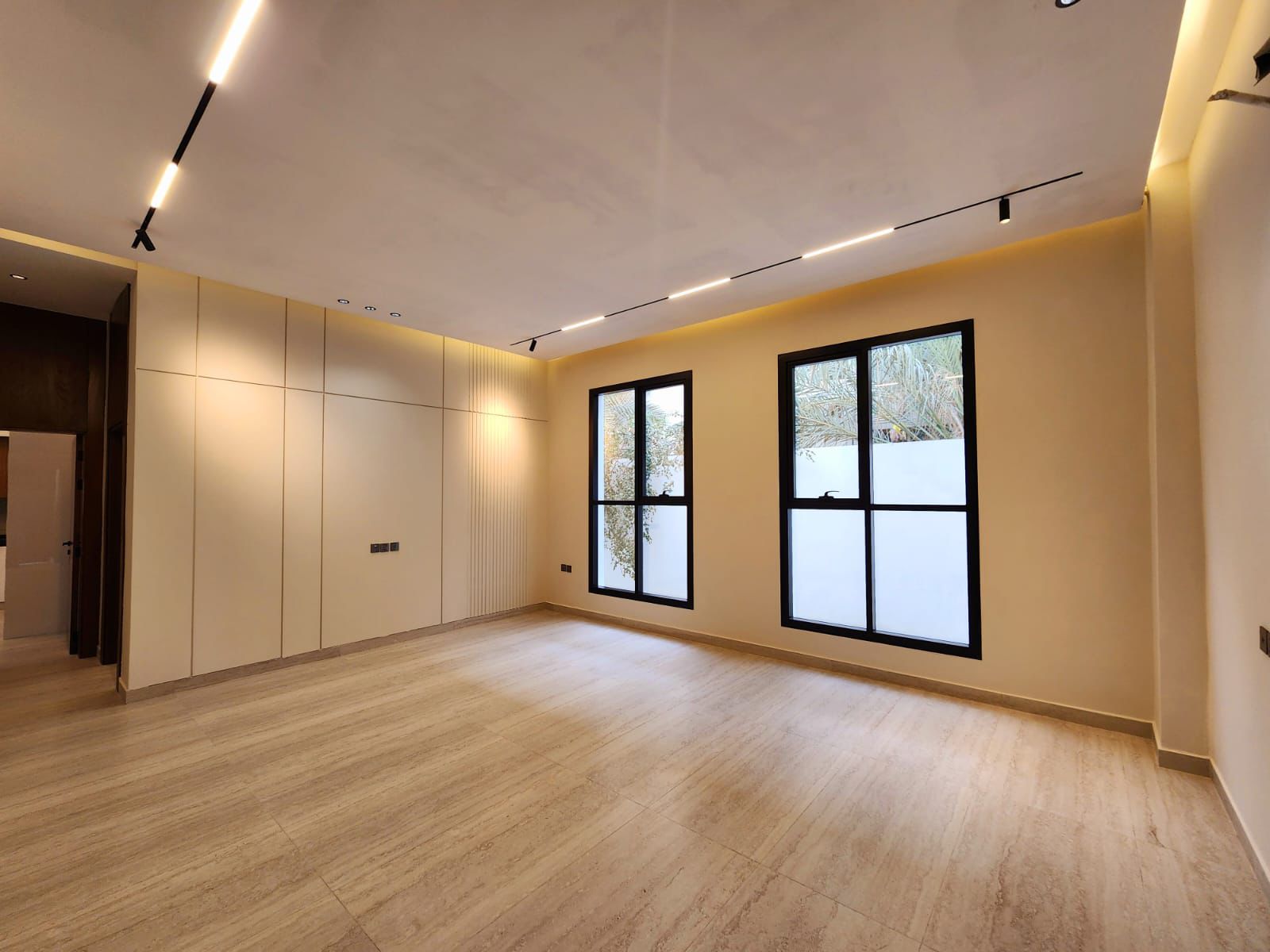 Modern villa for sale in Al Muwaihat 2 area, Ajman 8