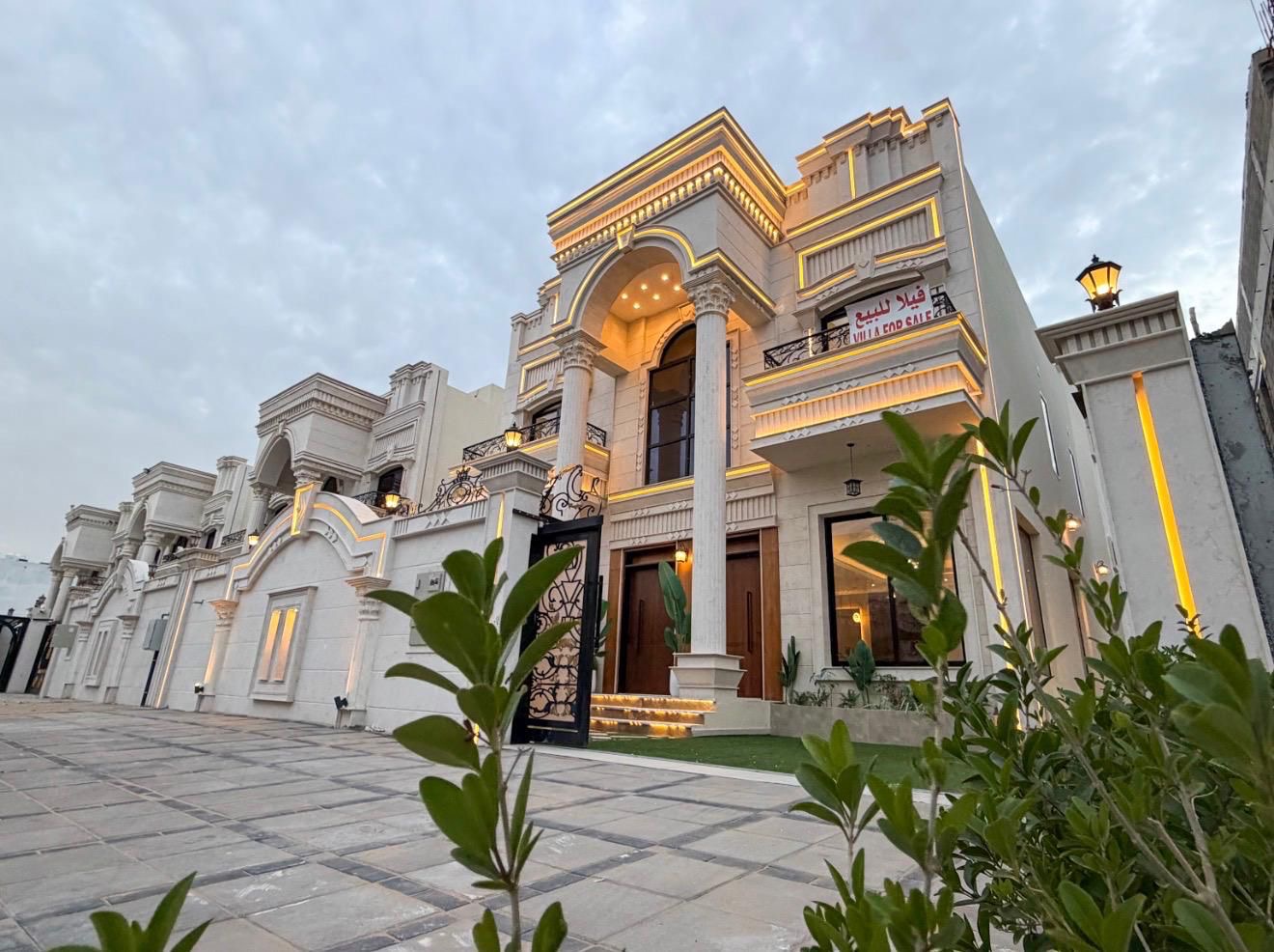 Classic villa for sale, built entirely of stone, in Al-Haliou 2 area 2