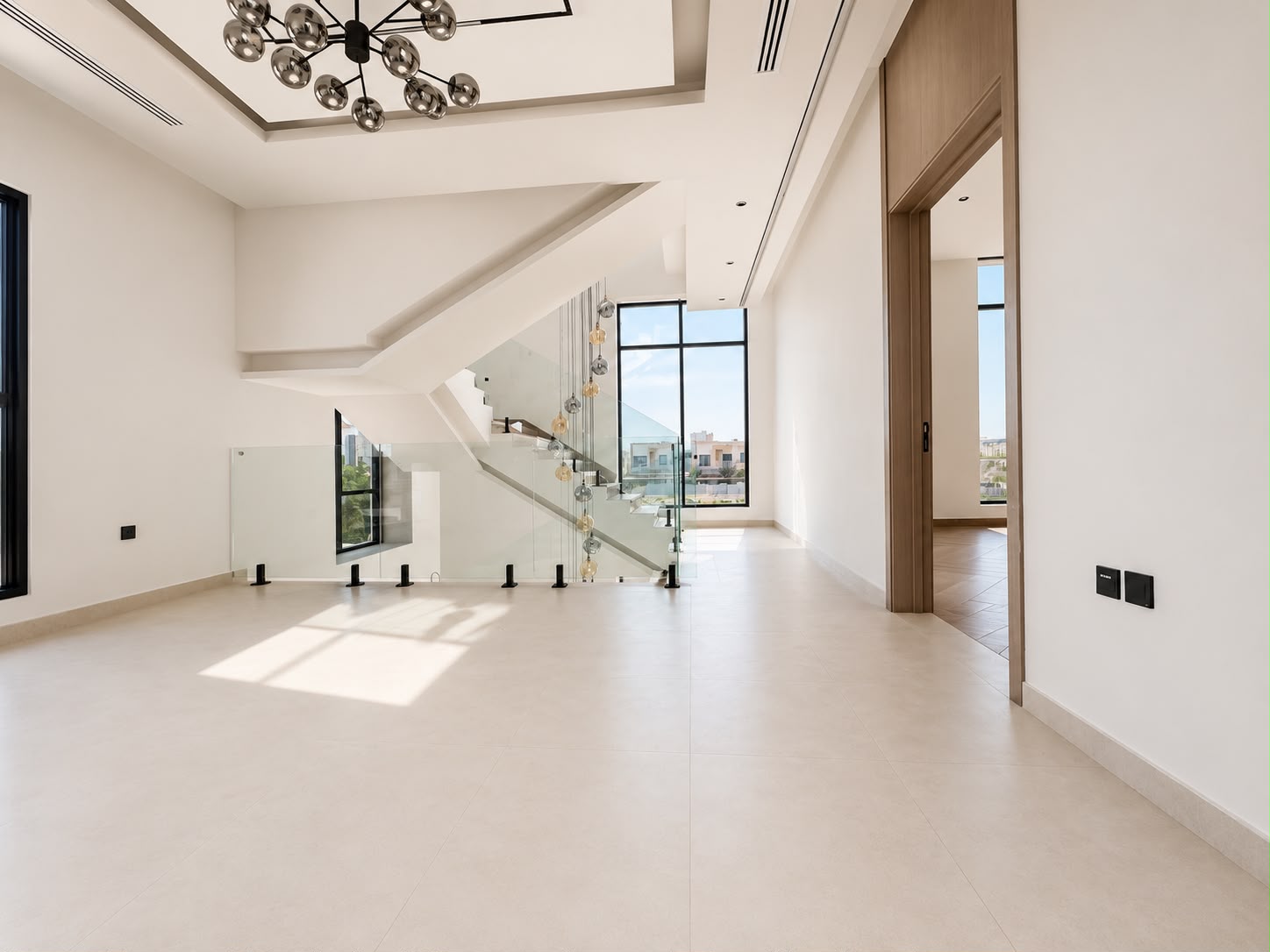 Luxury villa for sale, corner lot, high-end finishing, fully centralized air conditioning 14