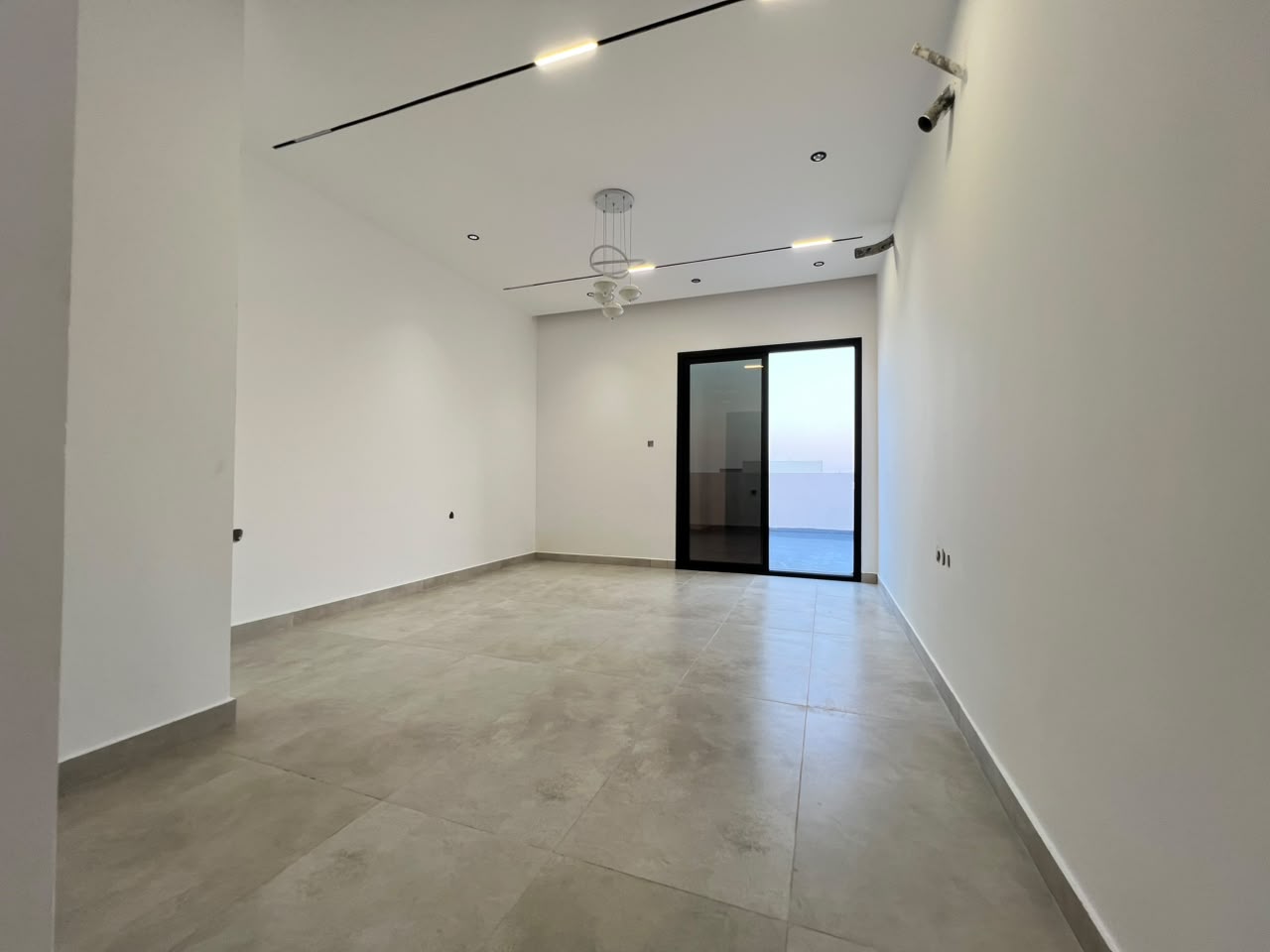 Luxury townhouse for sale in Al Zahia area 11
