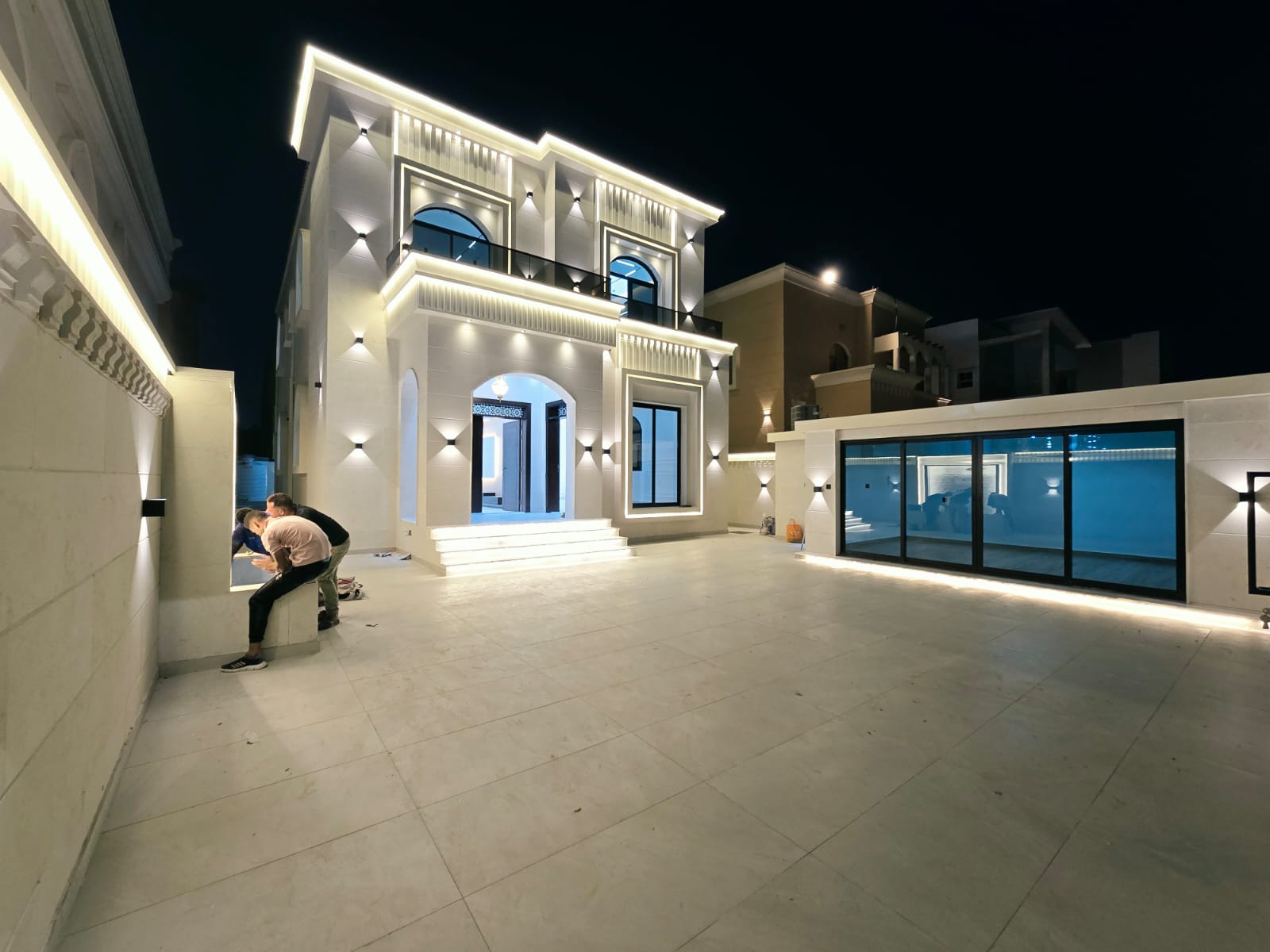 Villa for sale, residential/commercial, in Ajman, Al Muwaihat 1 area 14