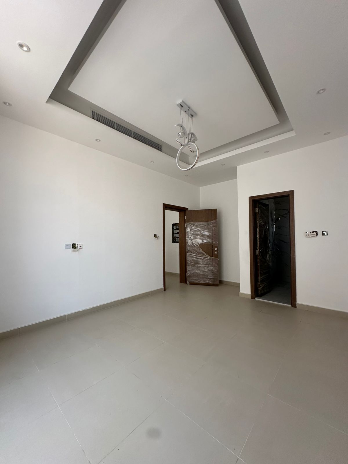 Modern villa for sale in Al Bahia area, Ajman, including air conditioning. 5