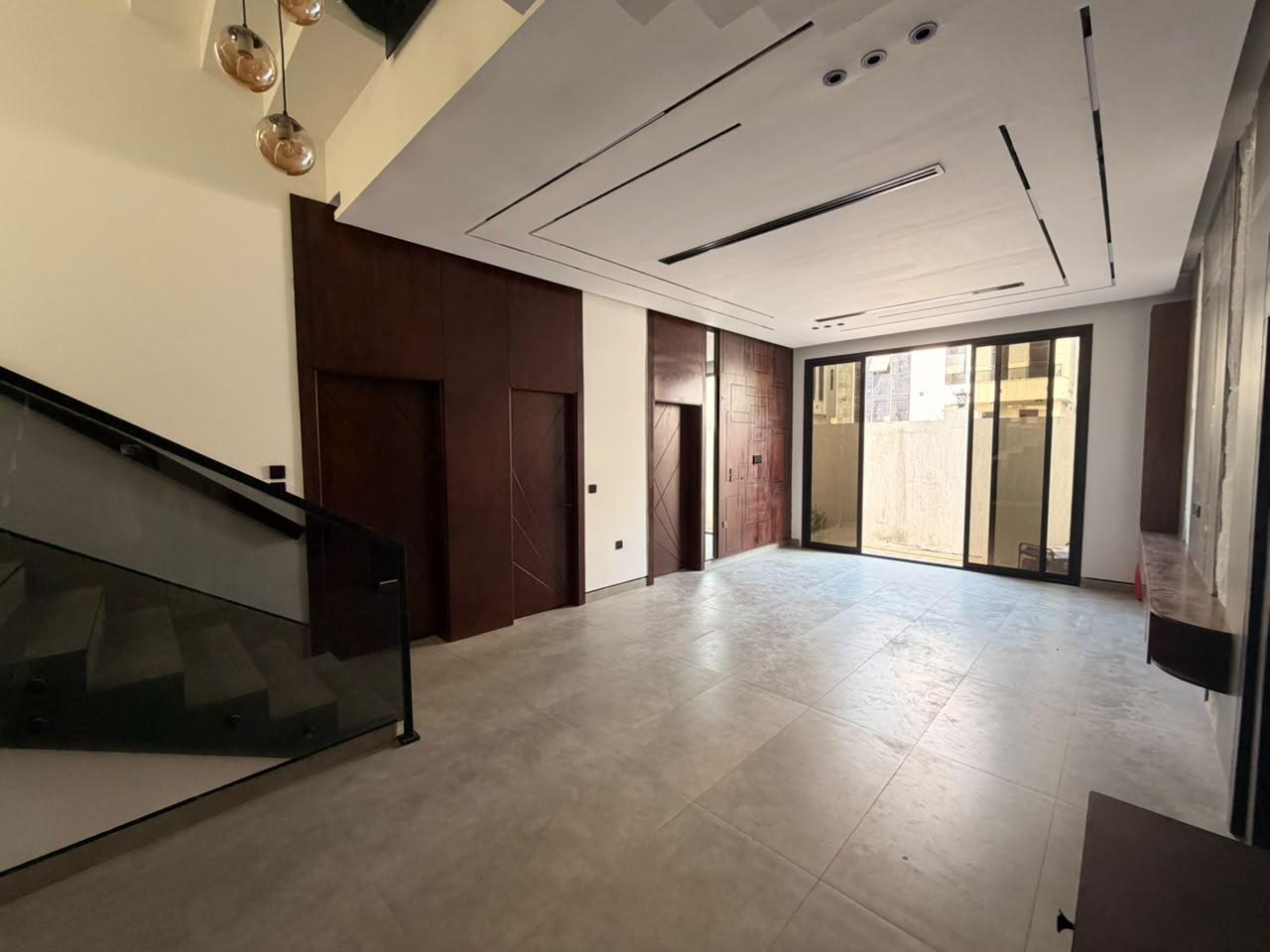 Super-deluxe corner villa for sale; registration fees included. 3