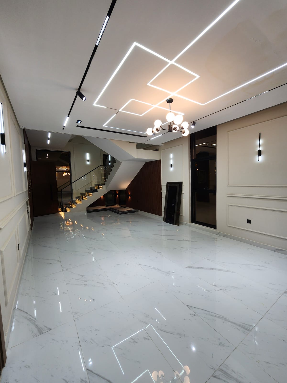 For sale: Luxurious modern villa in Al Yasmin area, Ajman 8