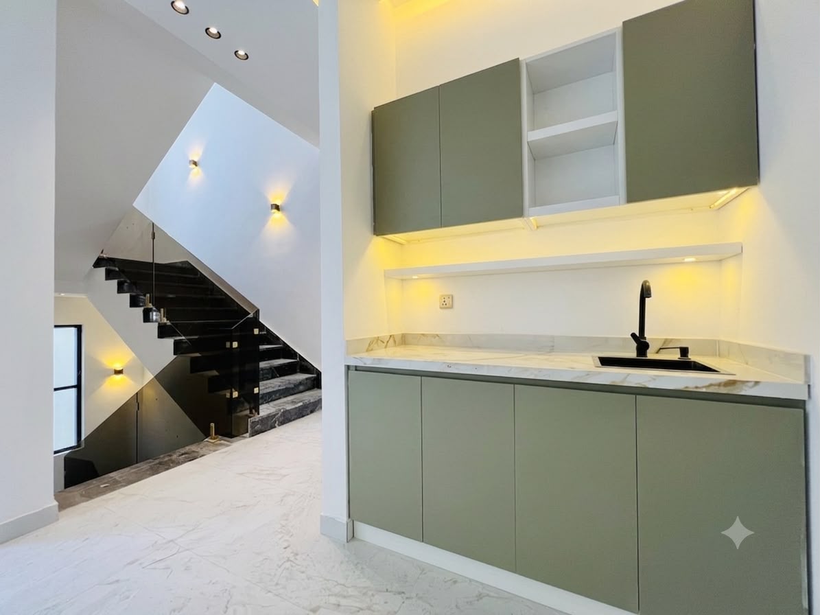 Villa for sale in Al Zahia, including registration and ownership fees, and with air conditioning. 11