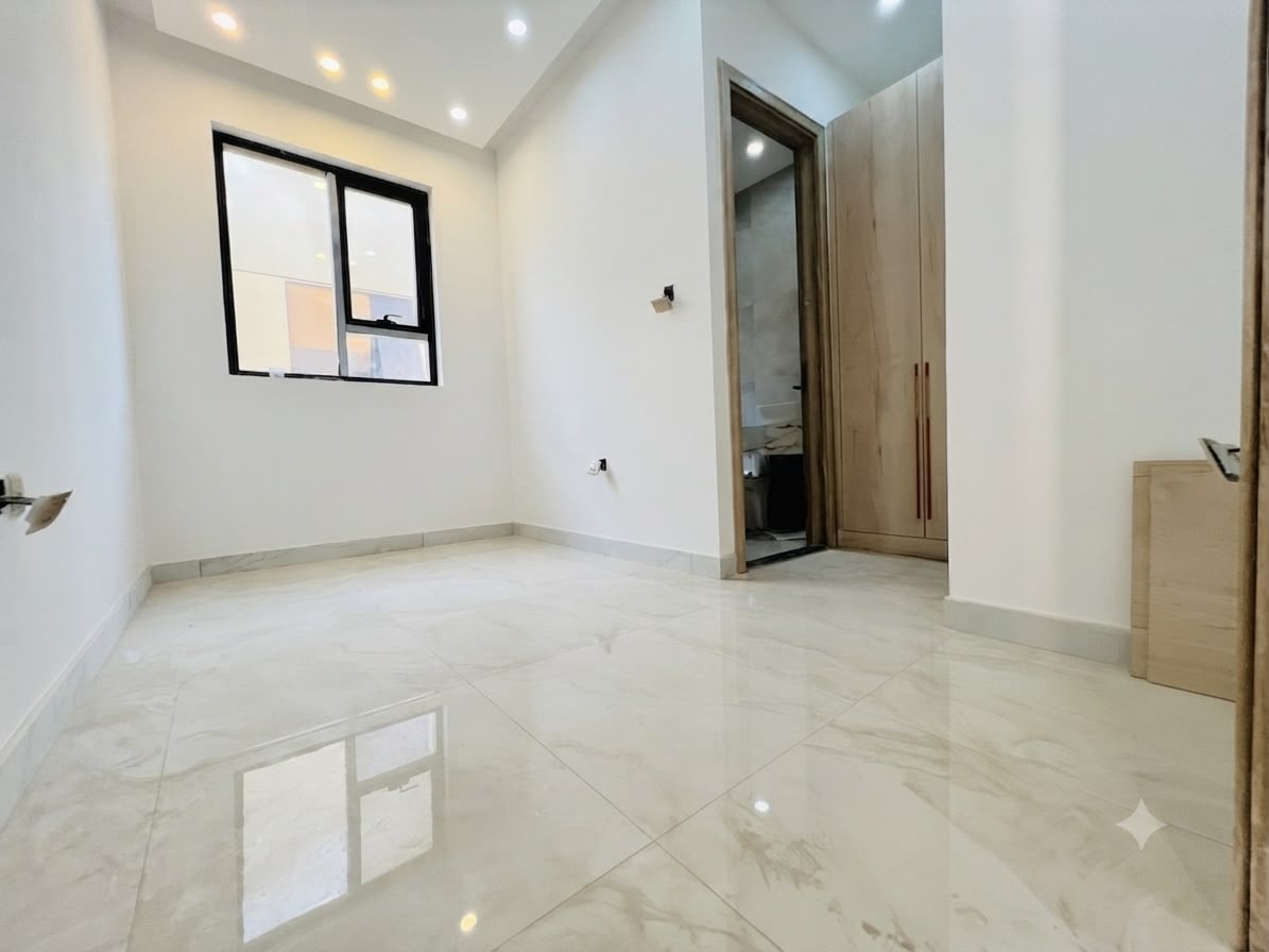 Villa for sale in Al Zahia, including registration and ownership fees, and with air conditioning. 14