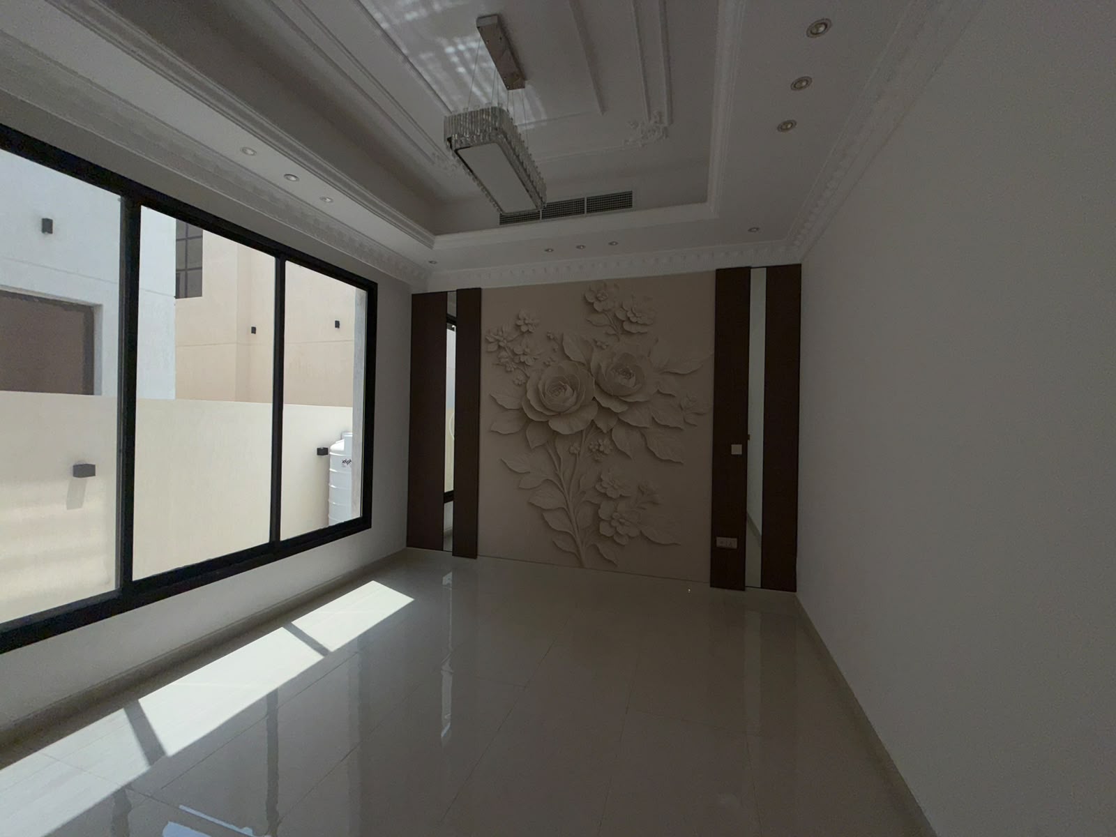 Modern villa for sale in Al Yasmin, registration fees included 5