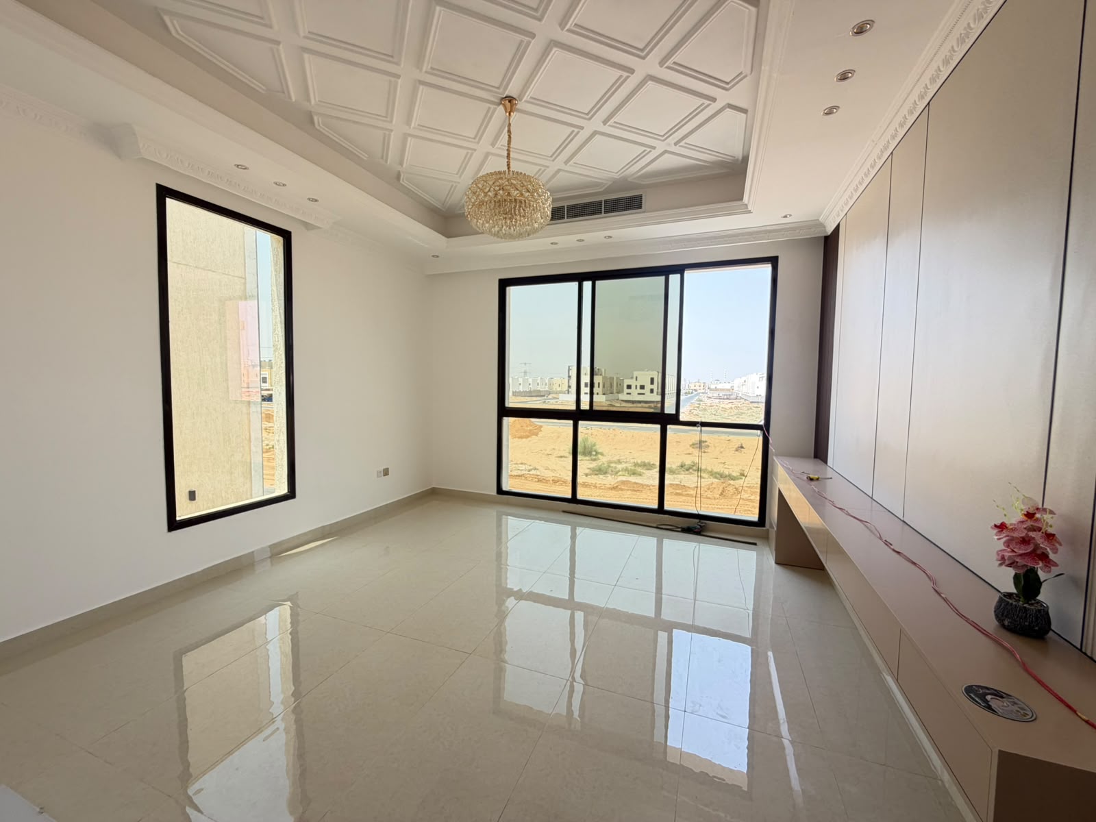 Modern villa for sale in Al Yasmin, registration fees included 7