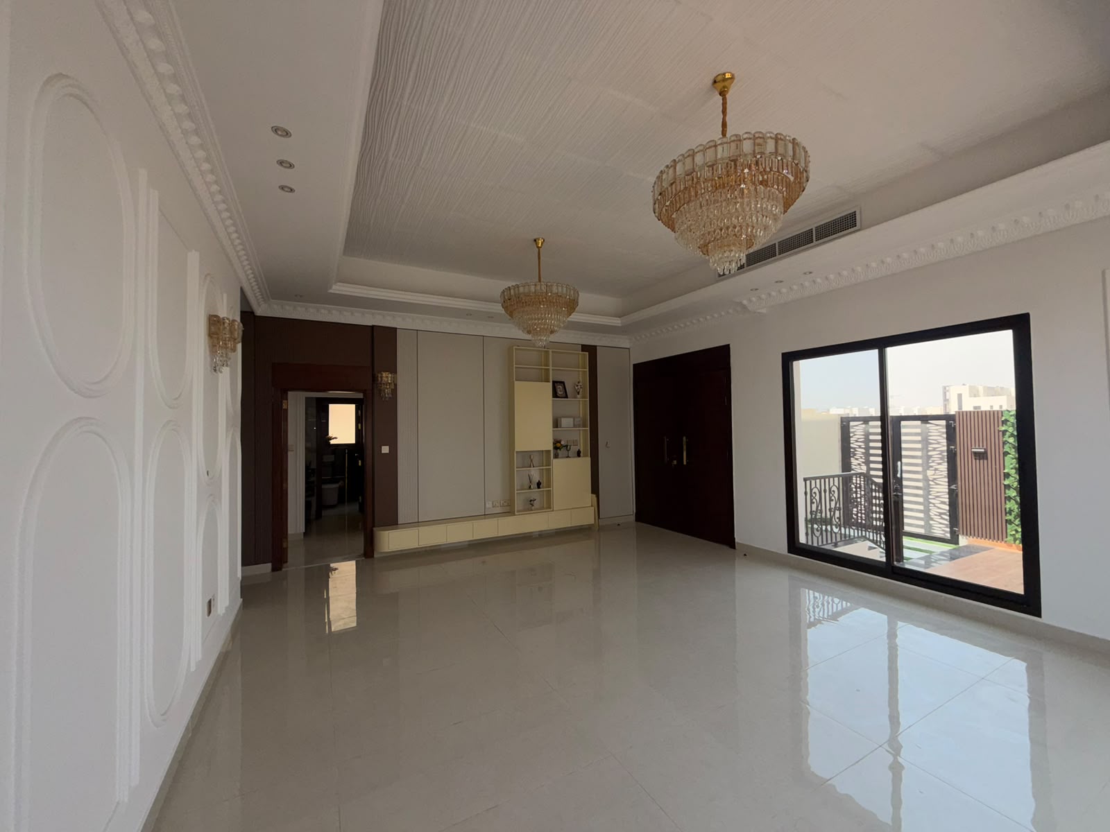 Modern villa for sale in Al Yasmin, registration fees included 9