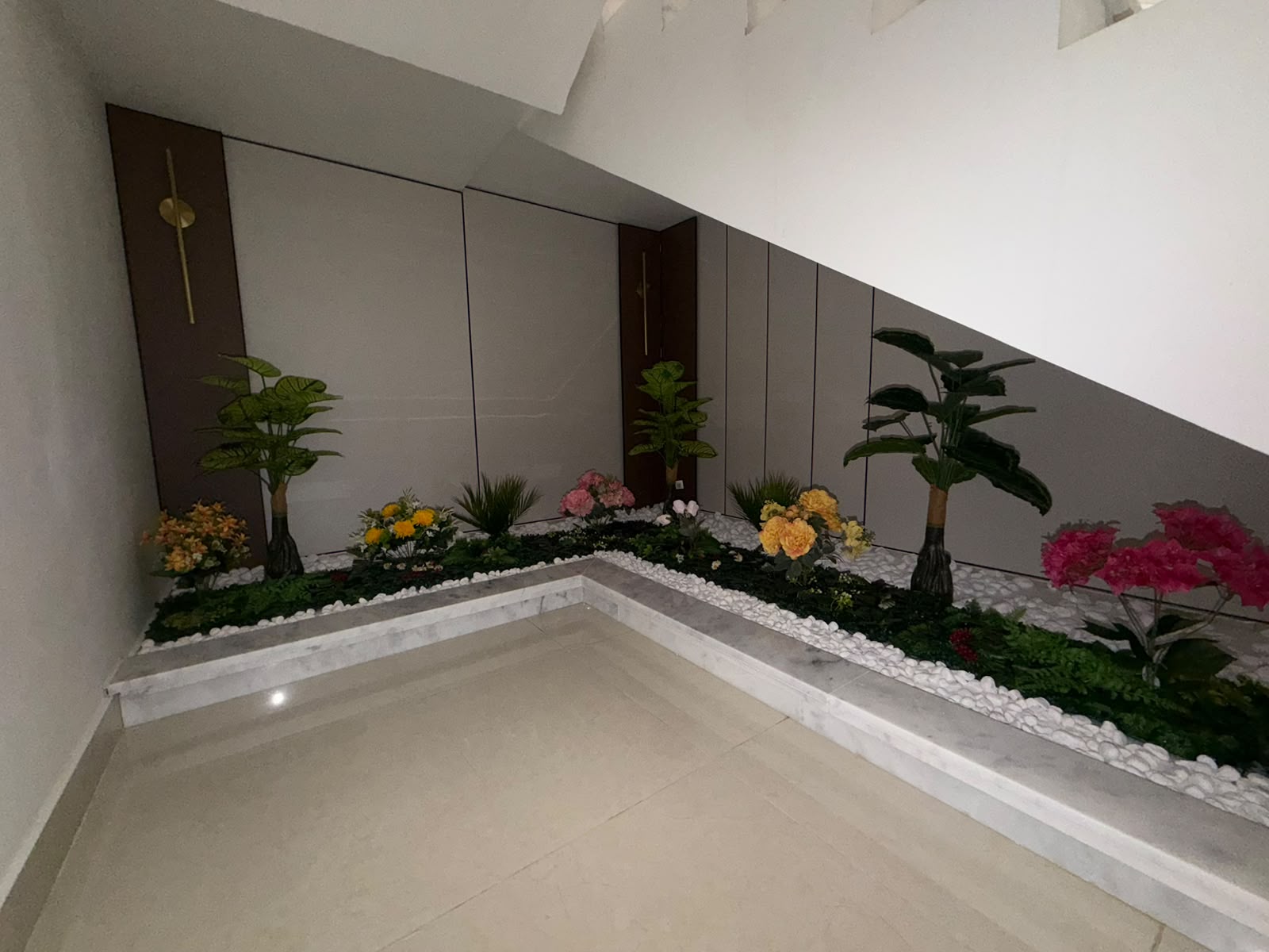 Modern villa for sale in Al Yasmin, registration fees included 12