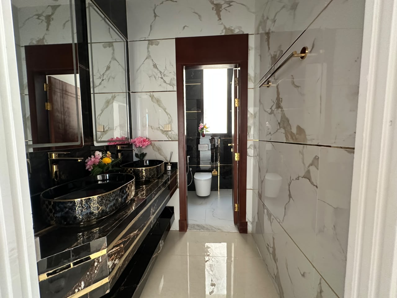 Modern villa for sale in Al Yasmin, registration fees included 13