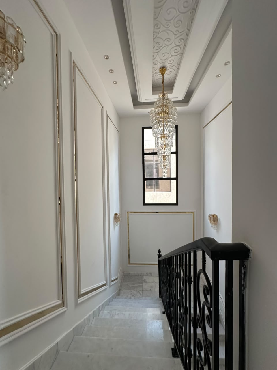 Modern villa for sale in Al Yasmin, registration fees included 15