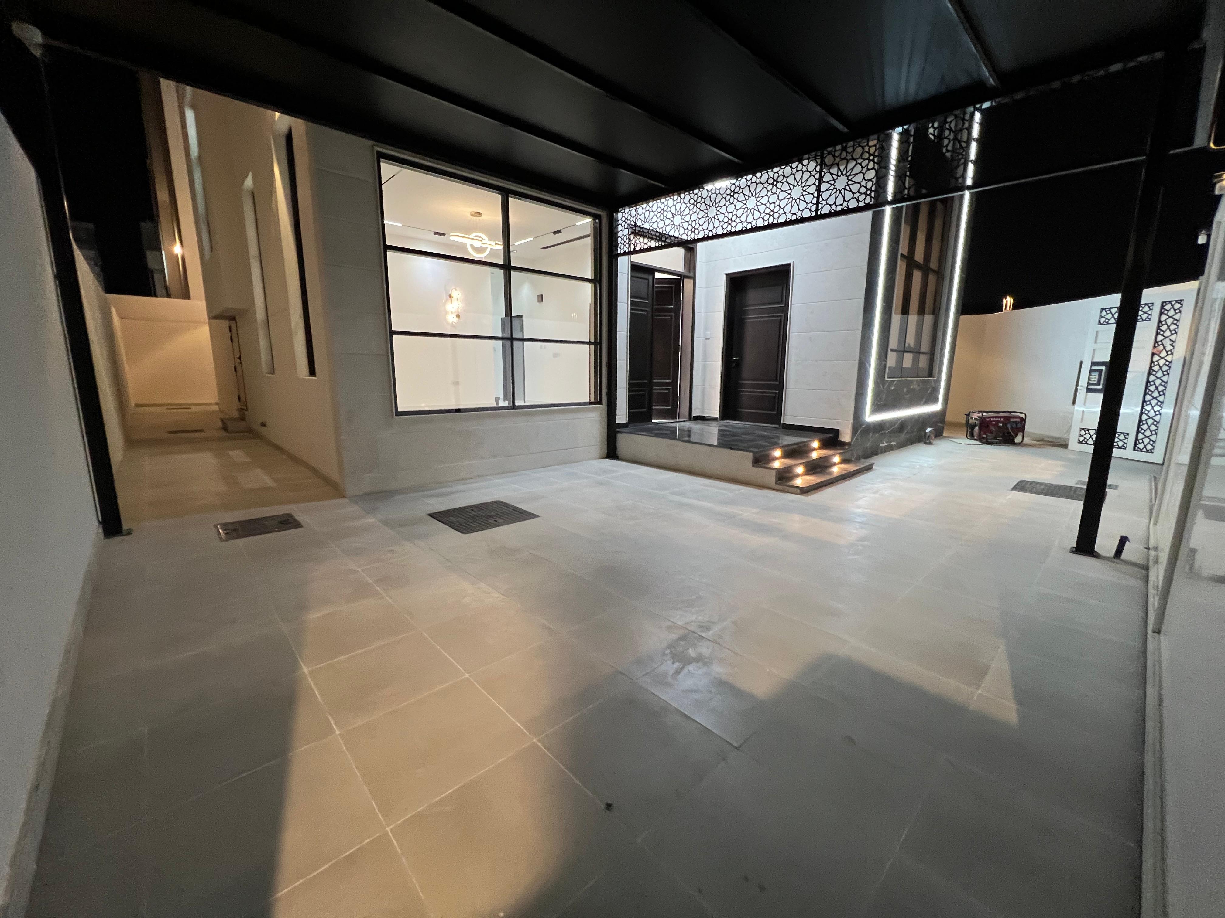 Villa for sale in Al-Haliou 2 area, corner unit, including registration and ownership fees 3