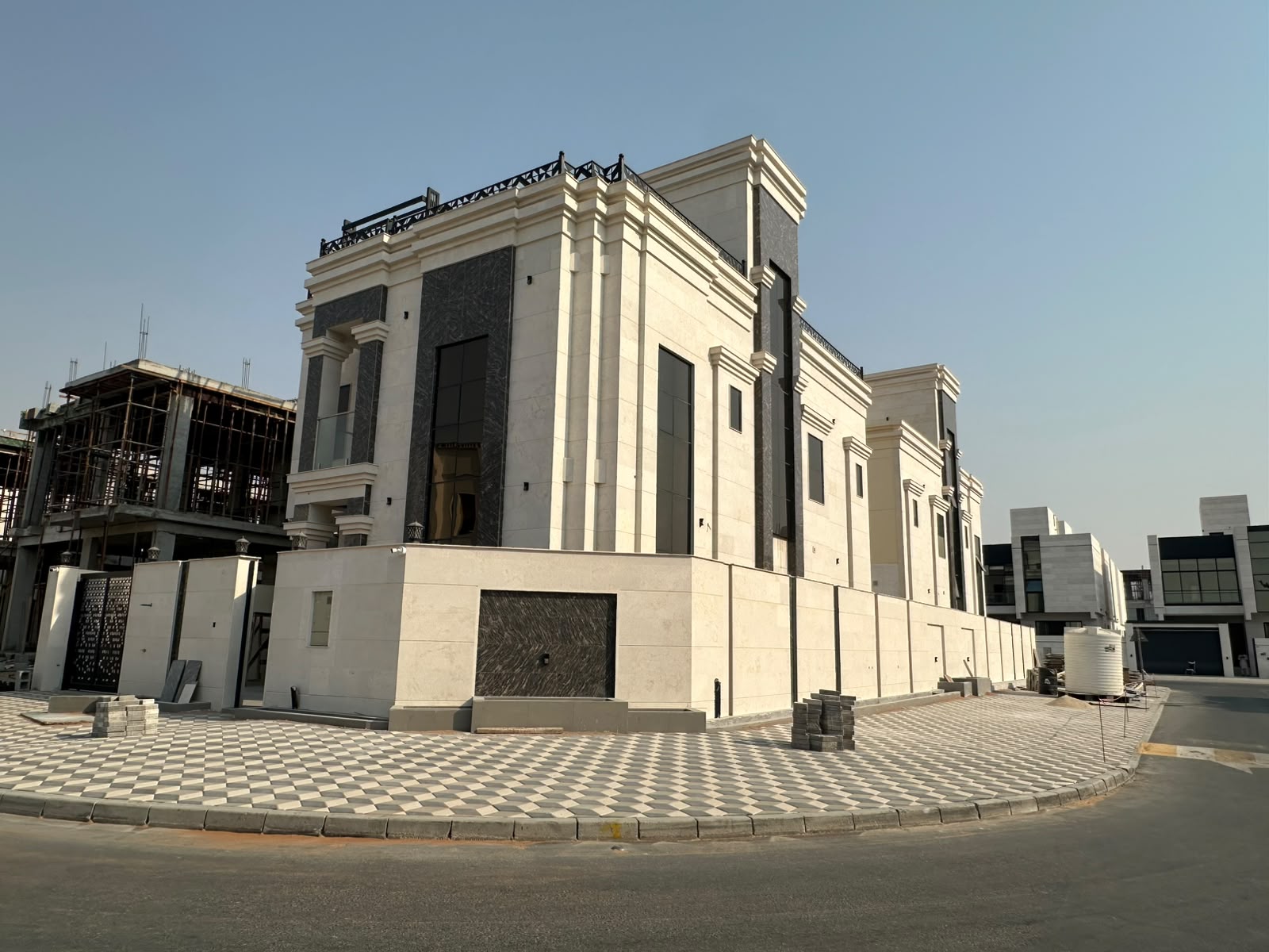 Villa for sale in Al Bahia area, corner plot on two streets, fees included 15