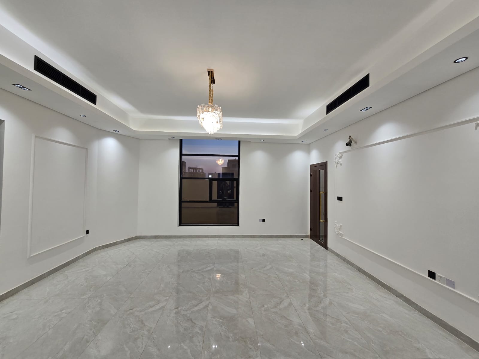 For sale: a distinctive corner villa, including registration fees, electricity, and water. 2